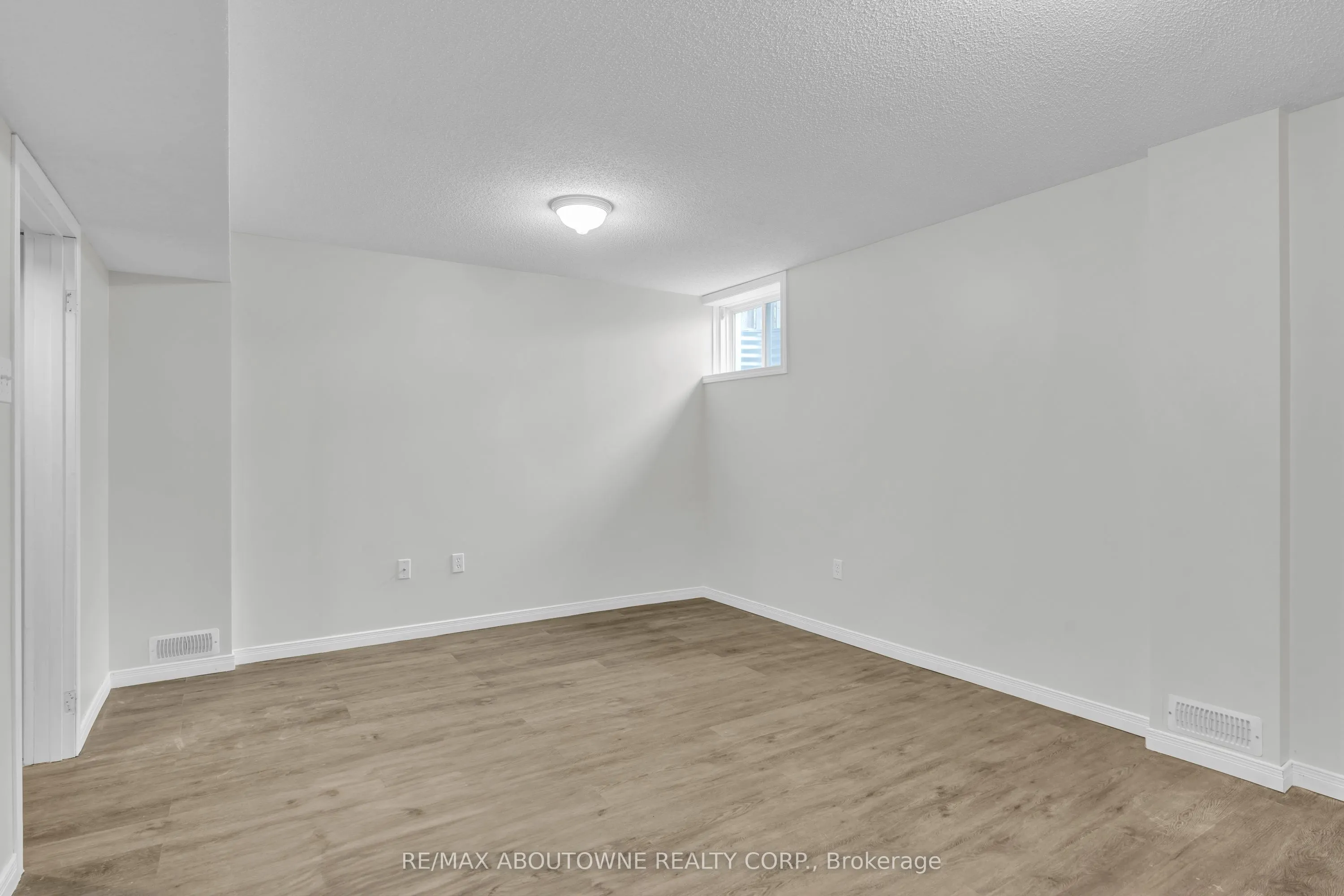 124 Gosling Gardens, #45