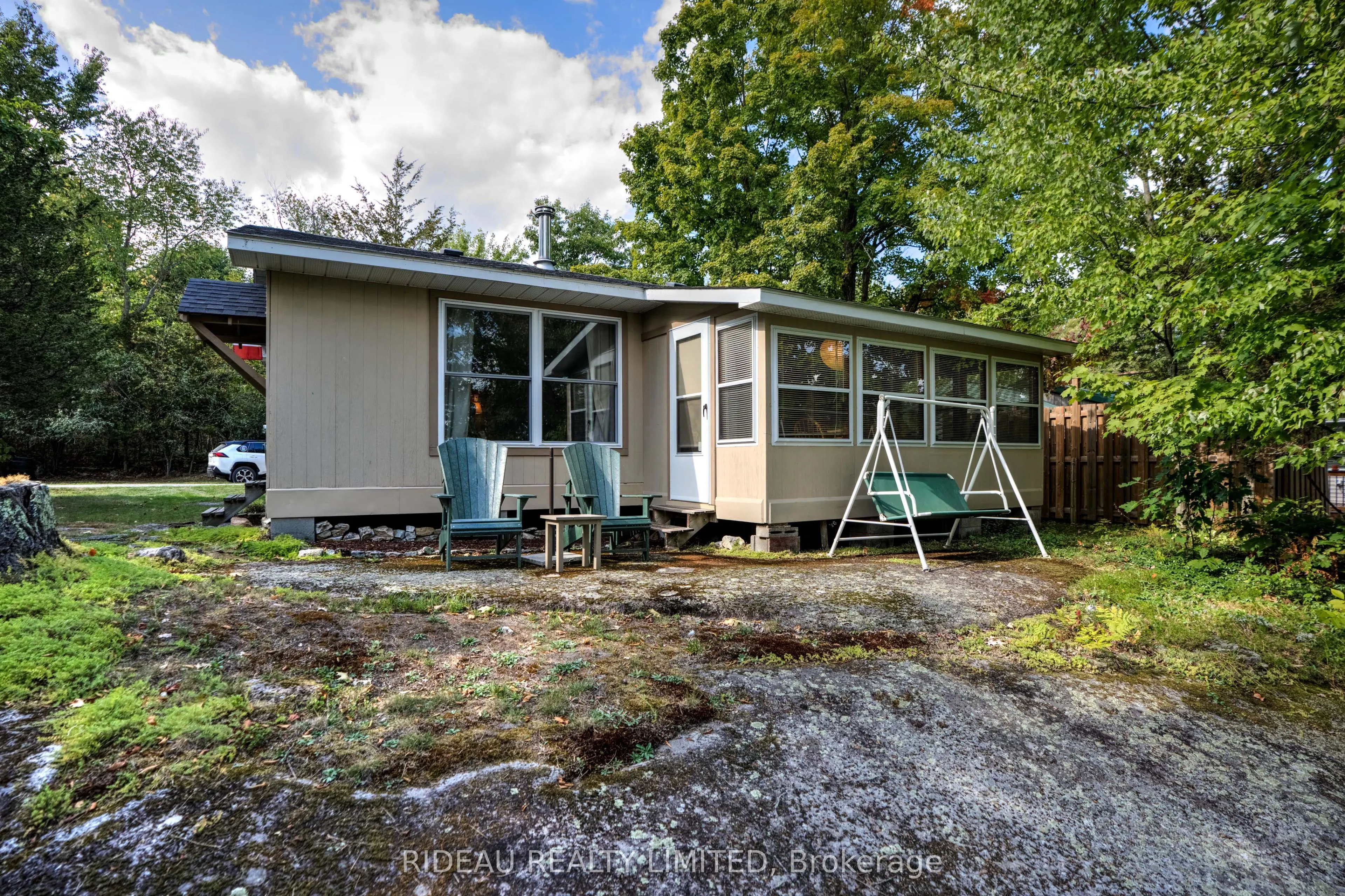 110 Hudson Bay Lane