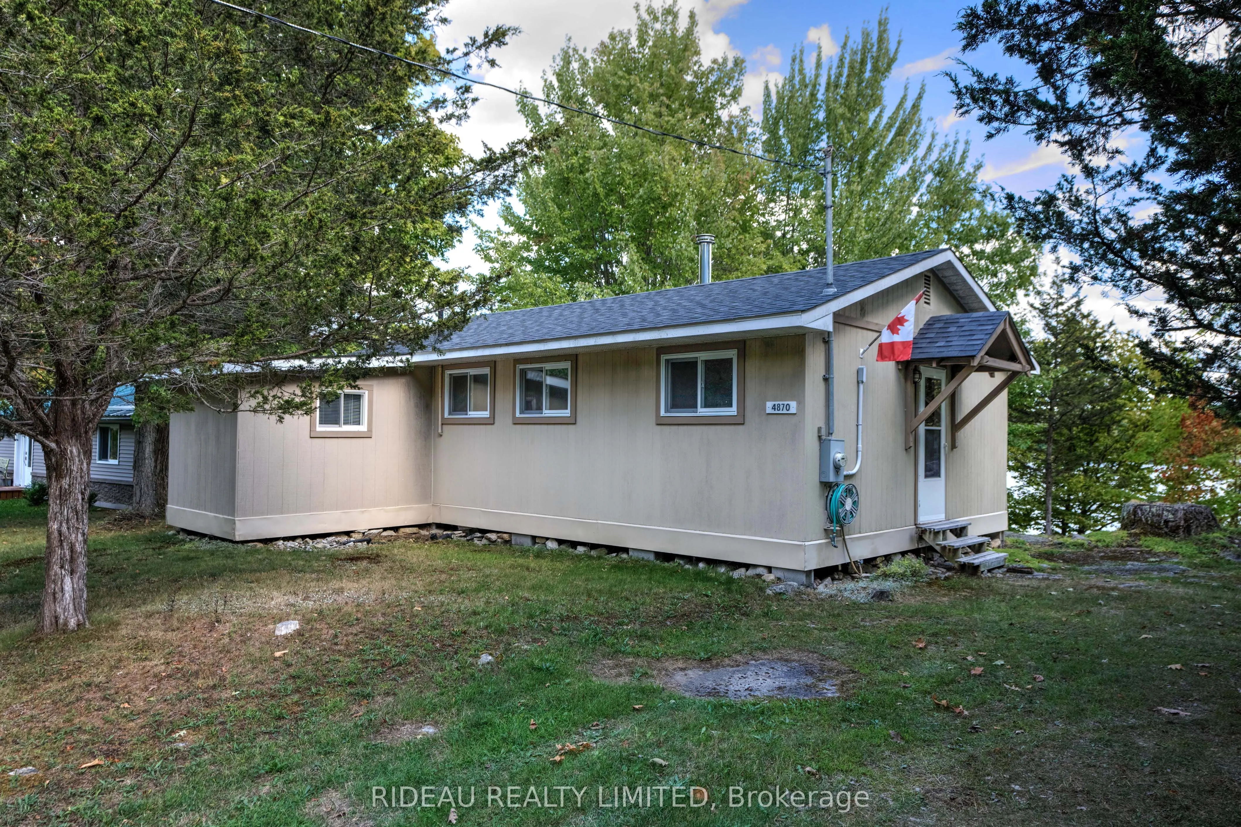 110 Hudson Bay Lane