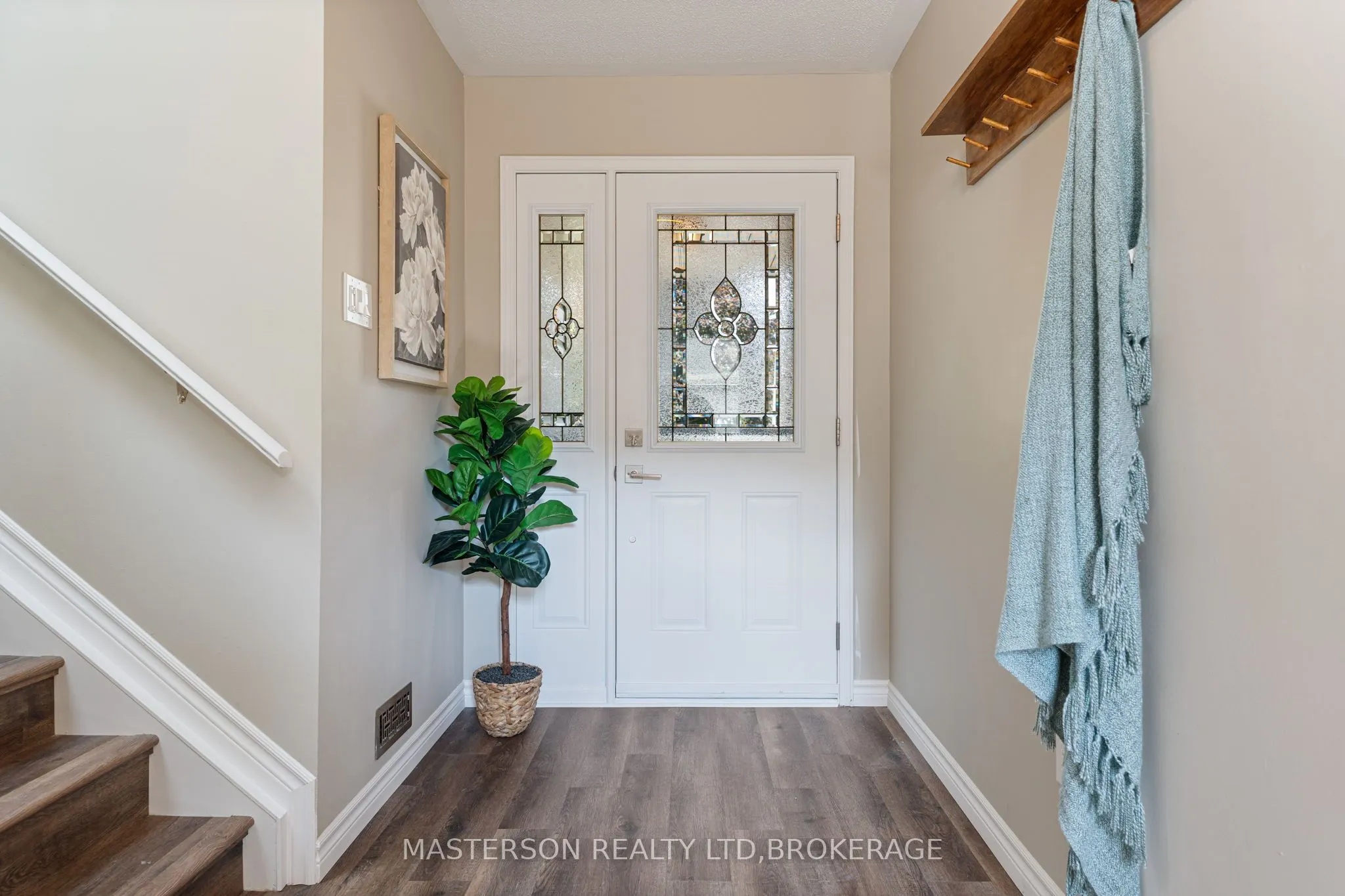 1 Cabot Court
