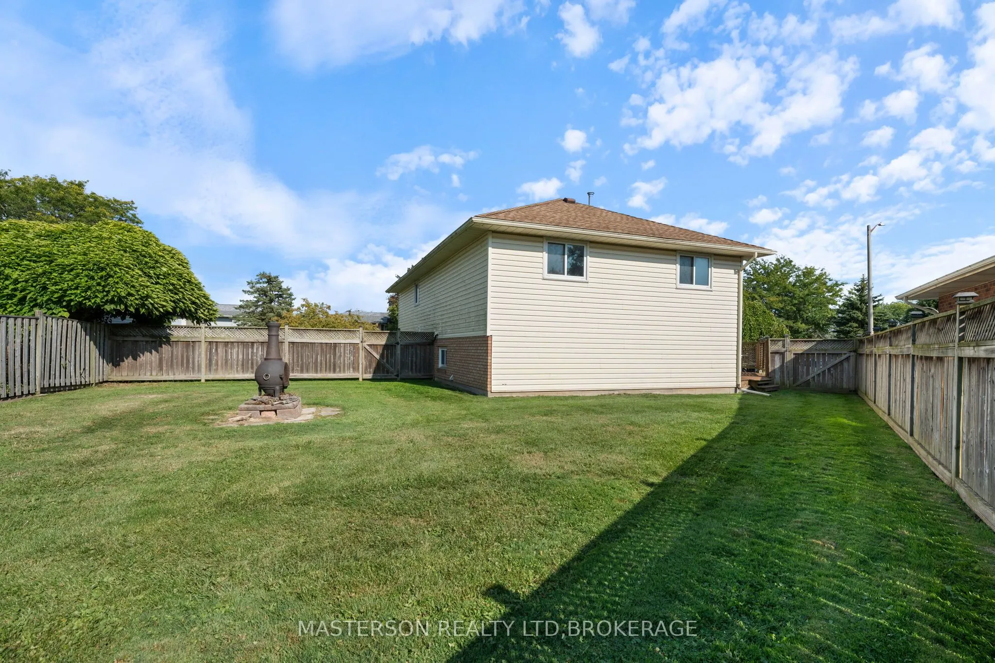 1 Cabot Court