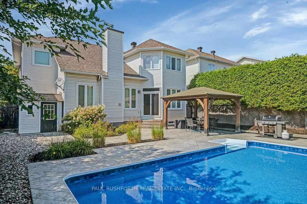 34 Apple Creek Crescent
