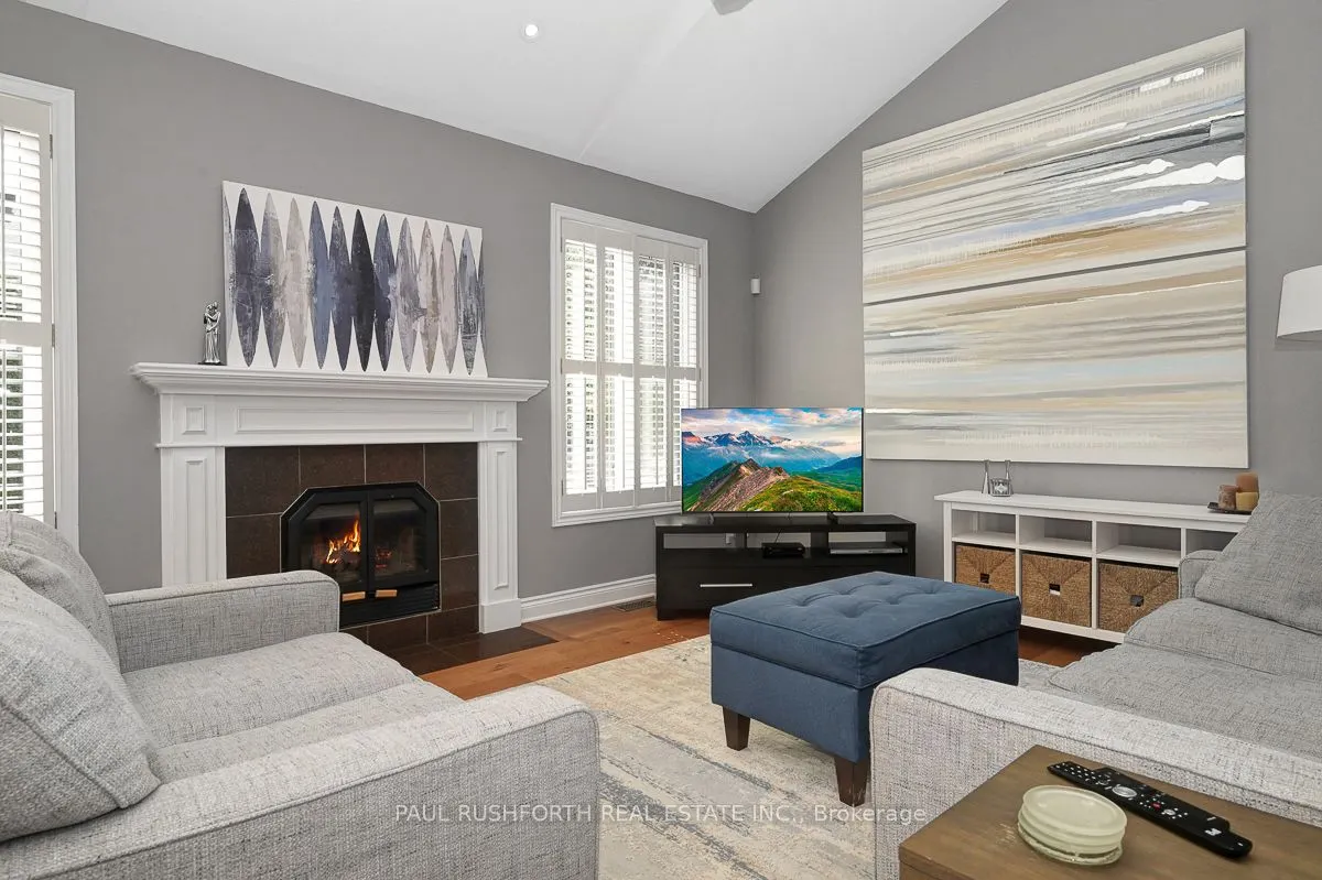 34 Apple Creek Crescent