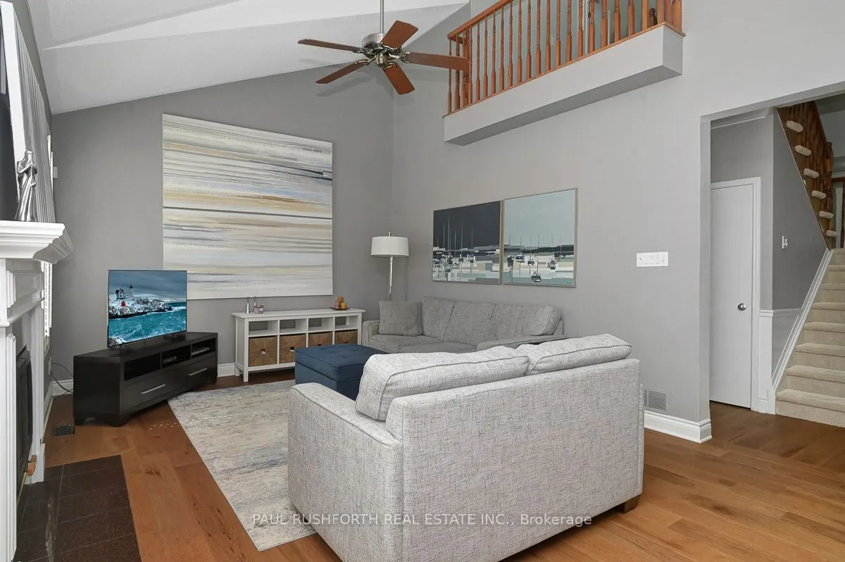 34 Apple Creek Crescent