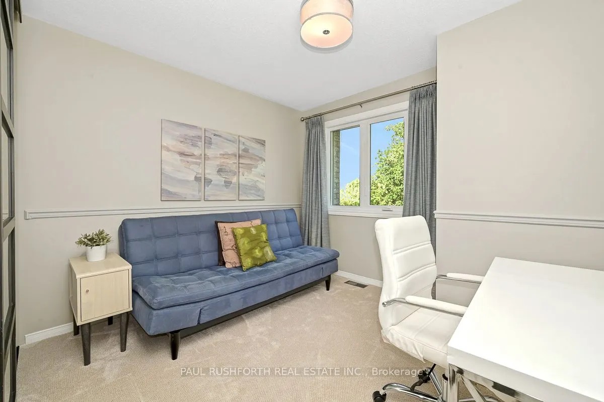 34 Apple Creek Crescent