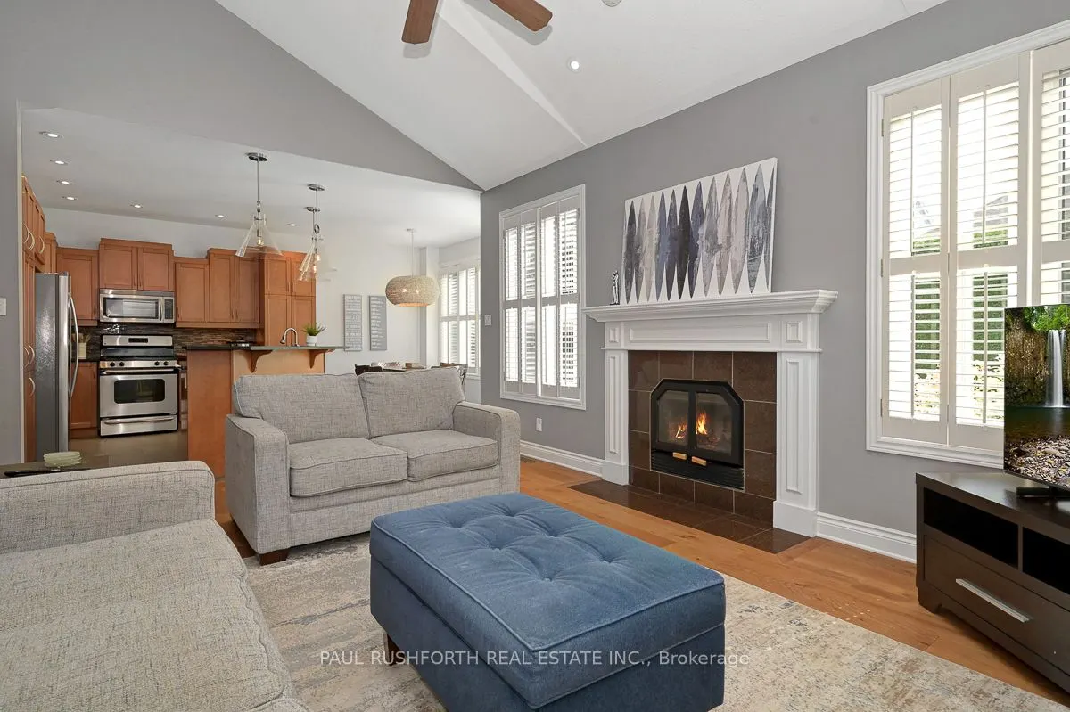 34 Apple Creek Crescent