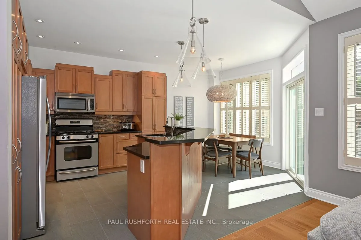 34 Apple Creek Crescent