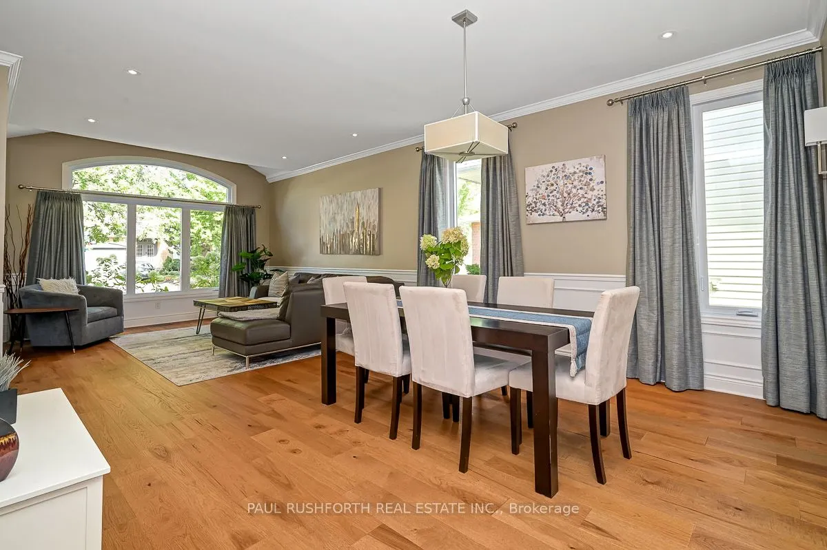 34 Apple Creek Crescent