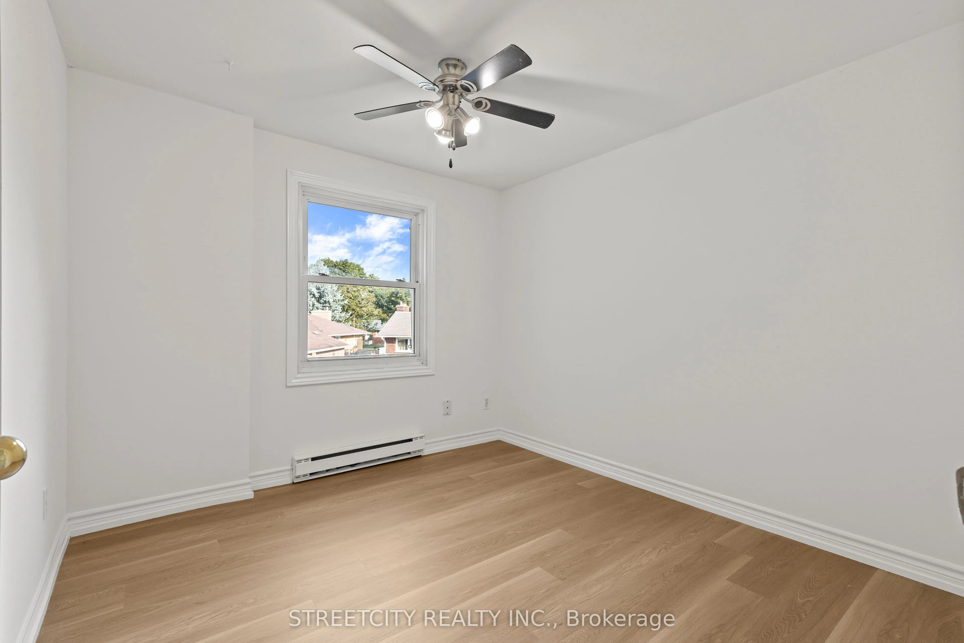 230 Clarke Road, #76