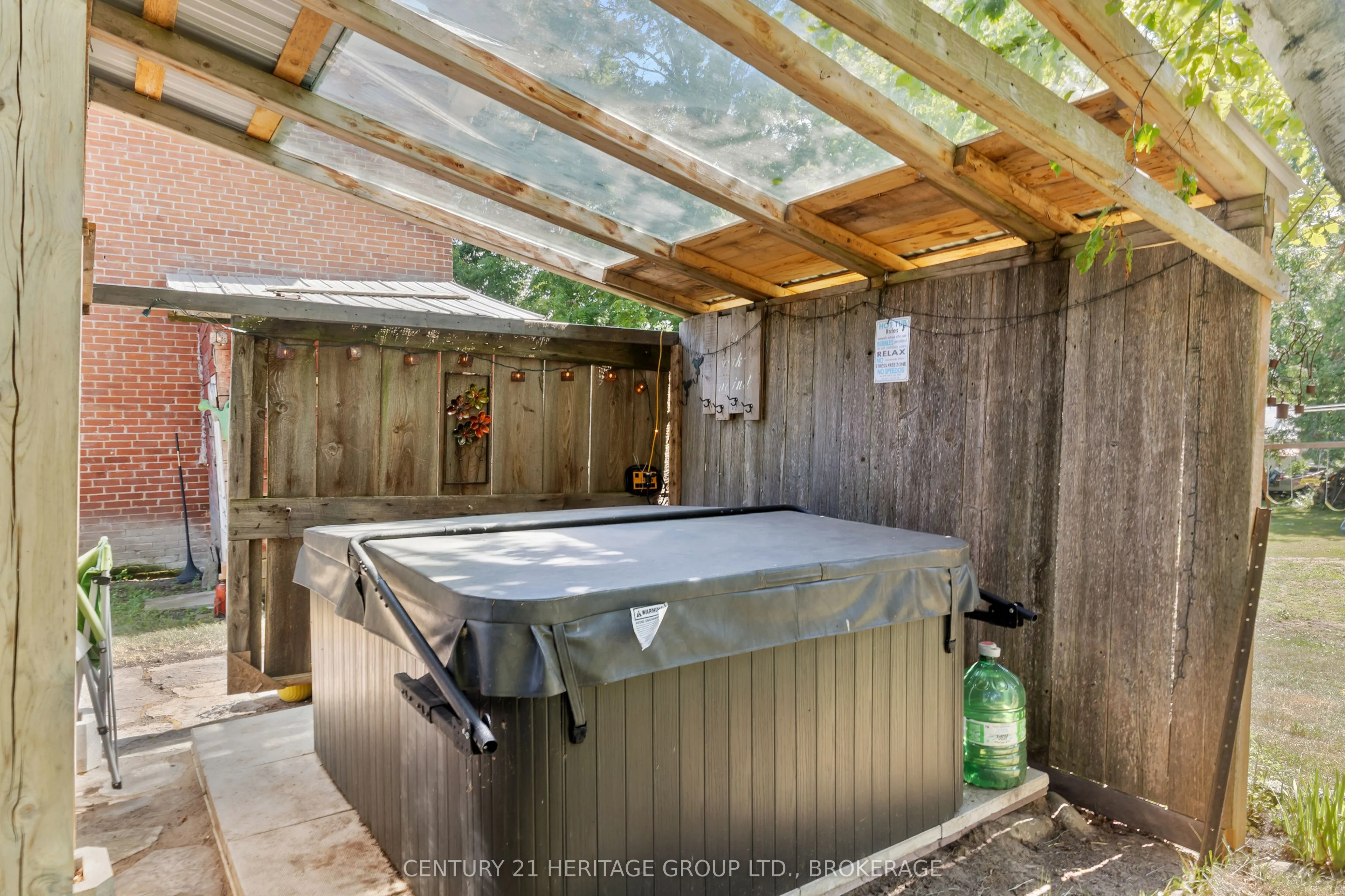 4734 County Rd 2