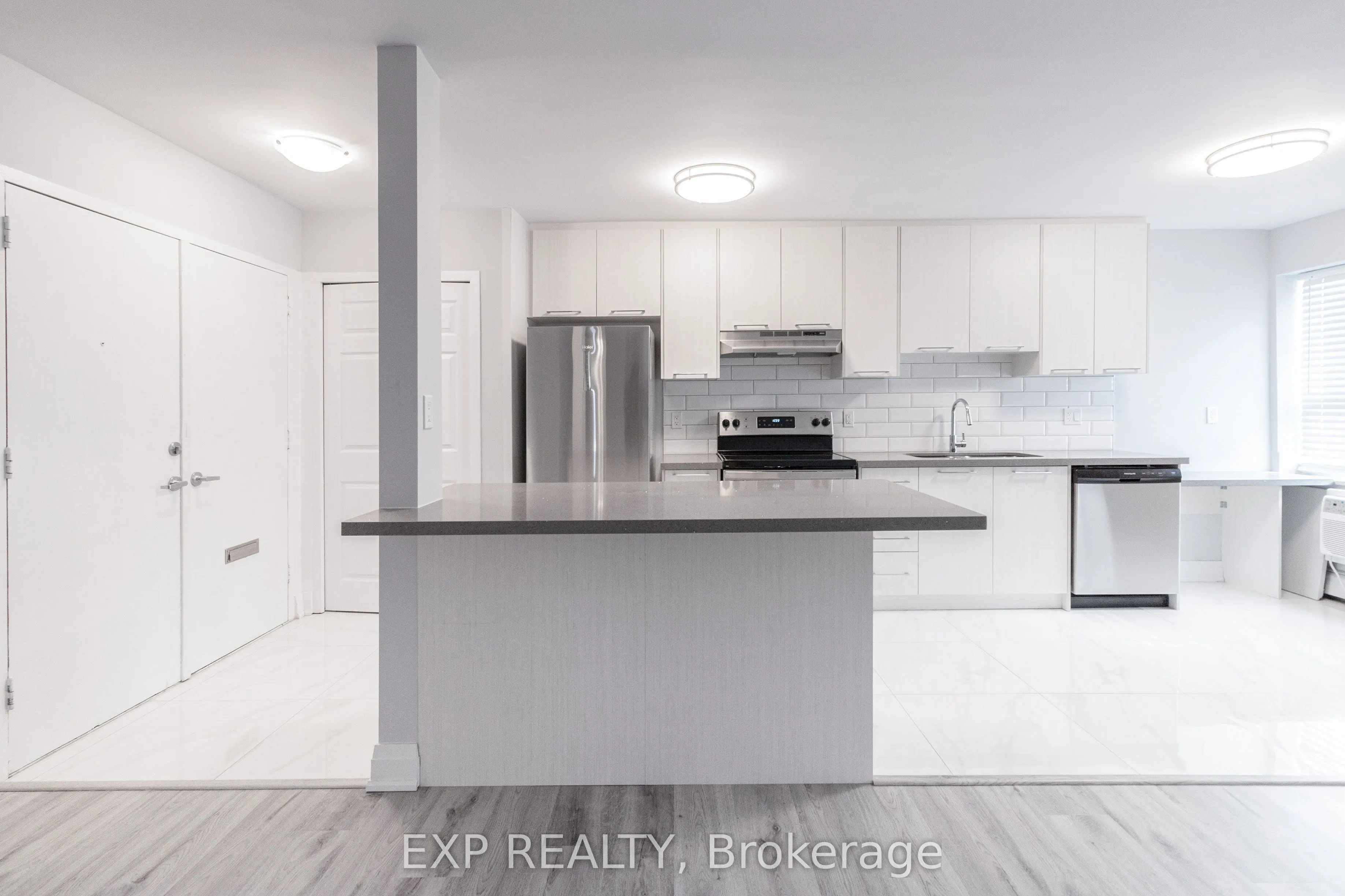 579 Clare Avenue, #508