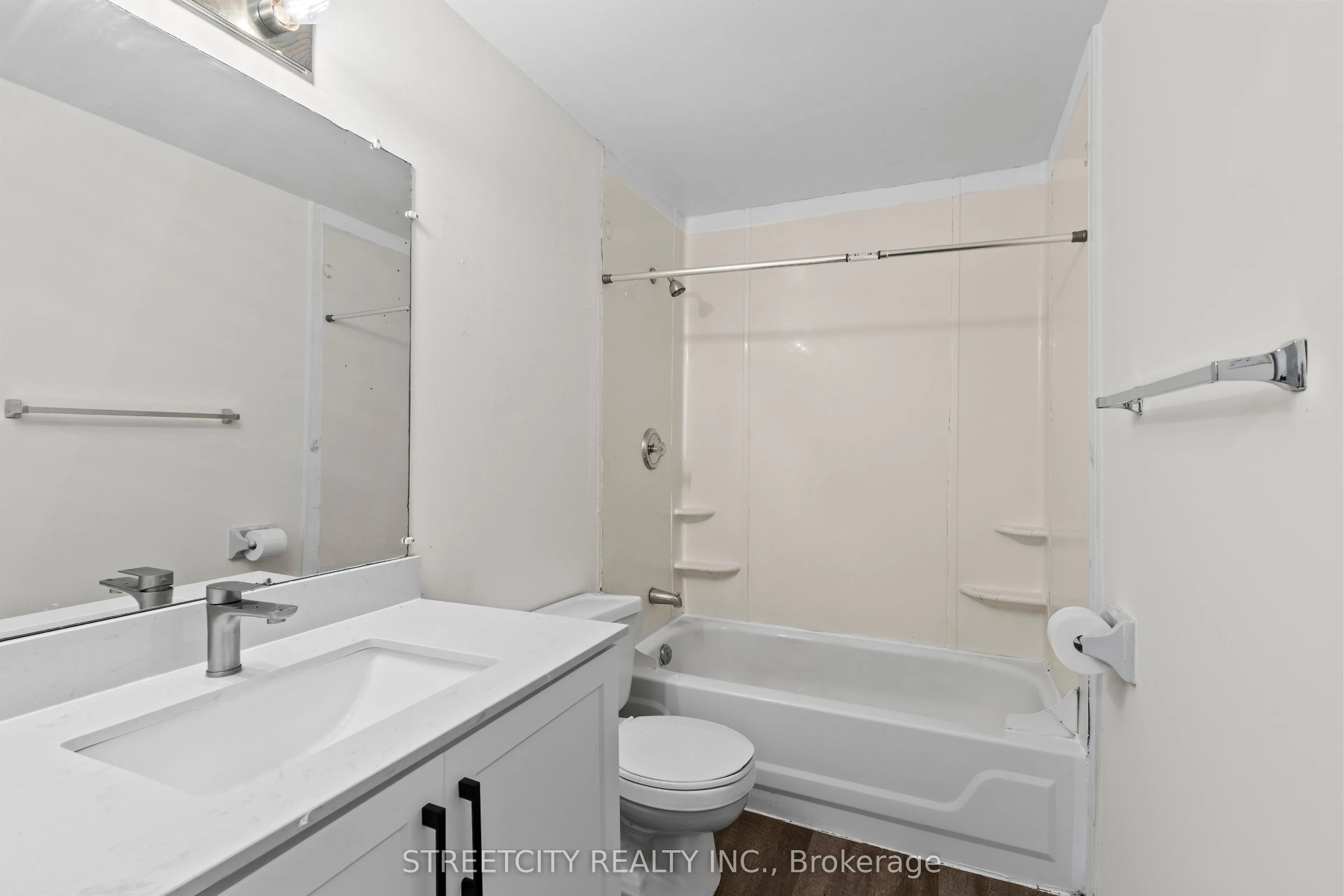 577 Third Street, #36