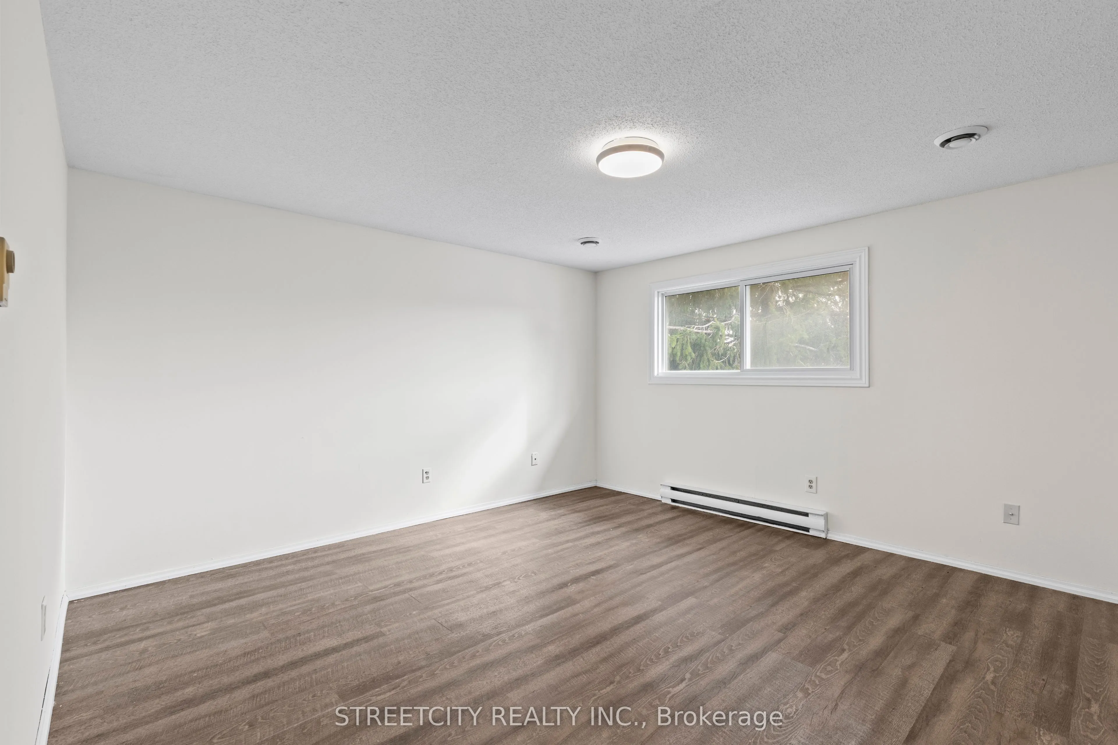 577 Third Street, #36