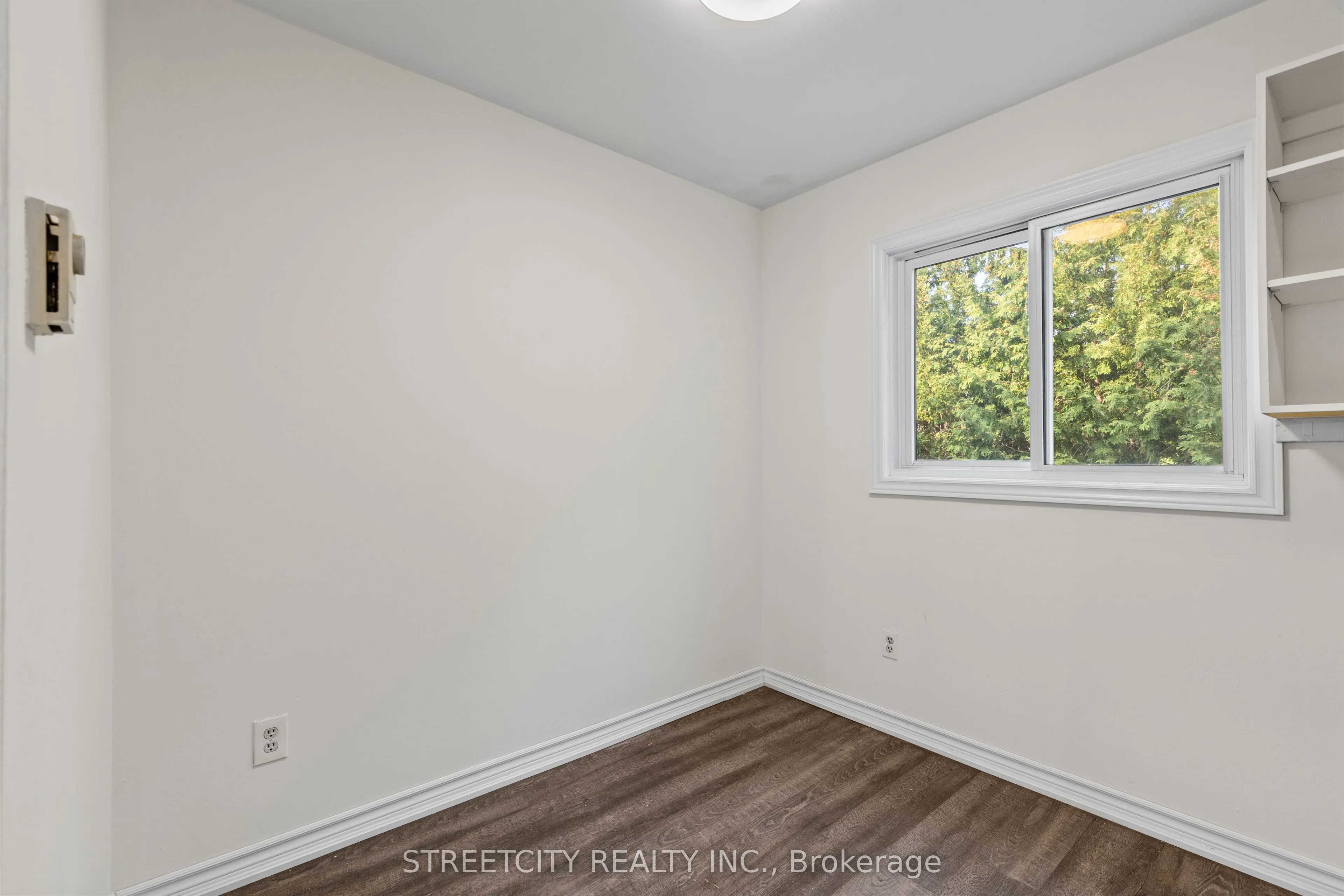 577 Third Street, #36