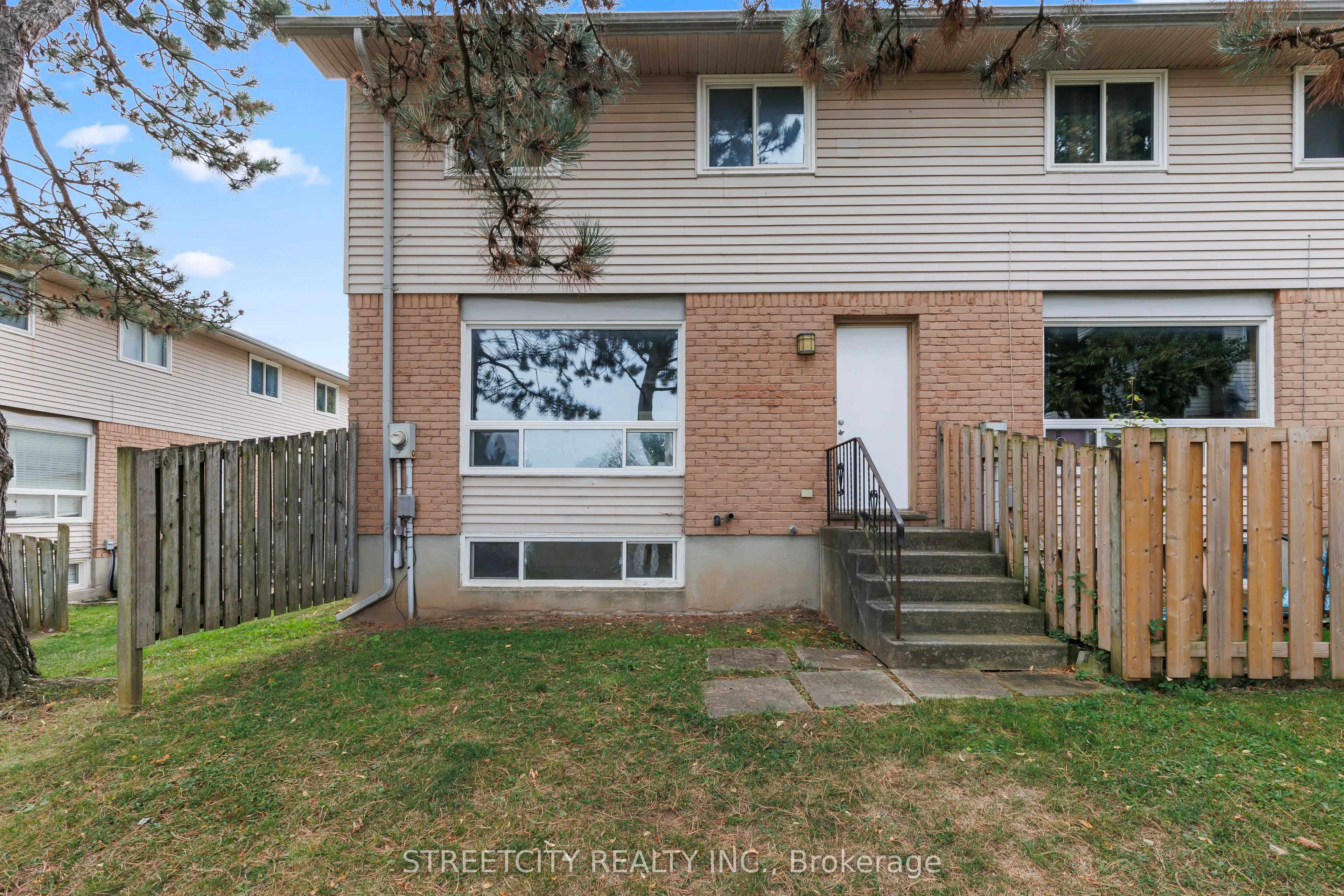 550 Second Street, #59