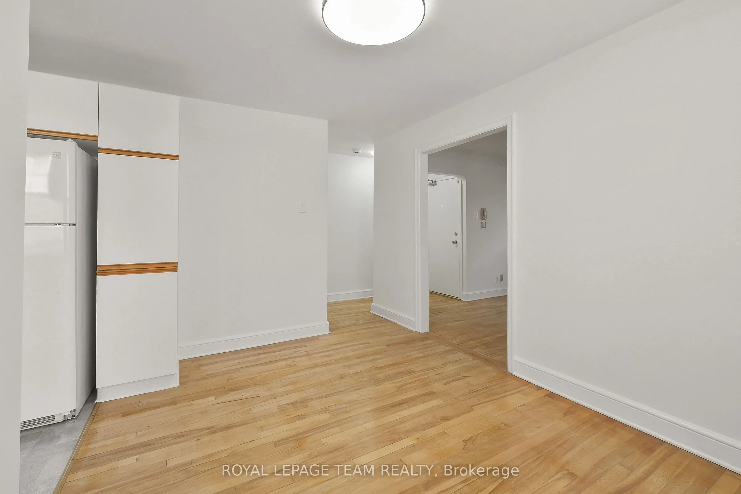 1089 NORTH RIVER Road, #2
