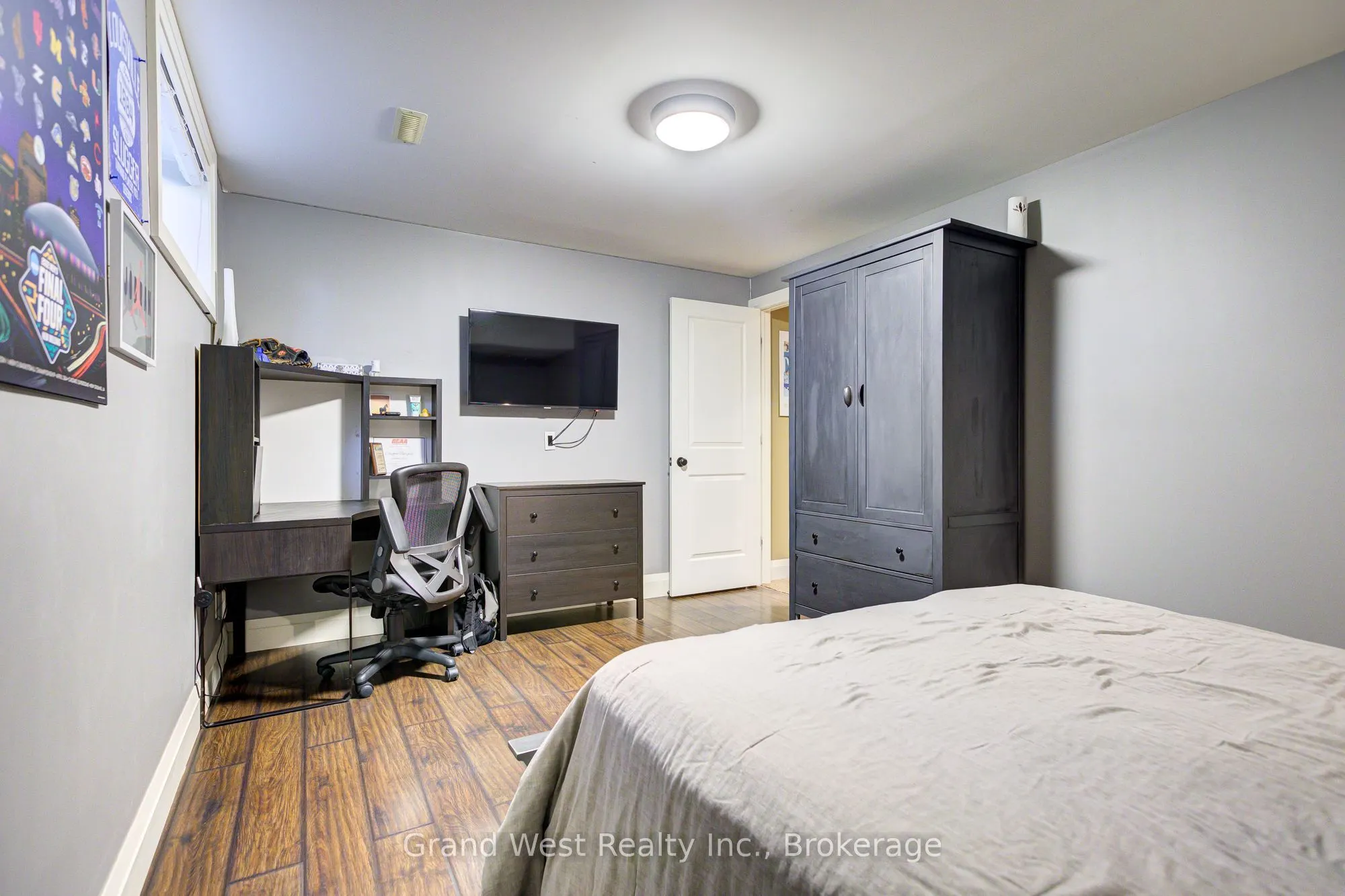24 Belmont Avenue