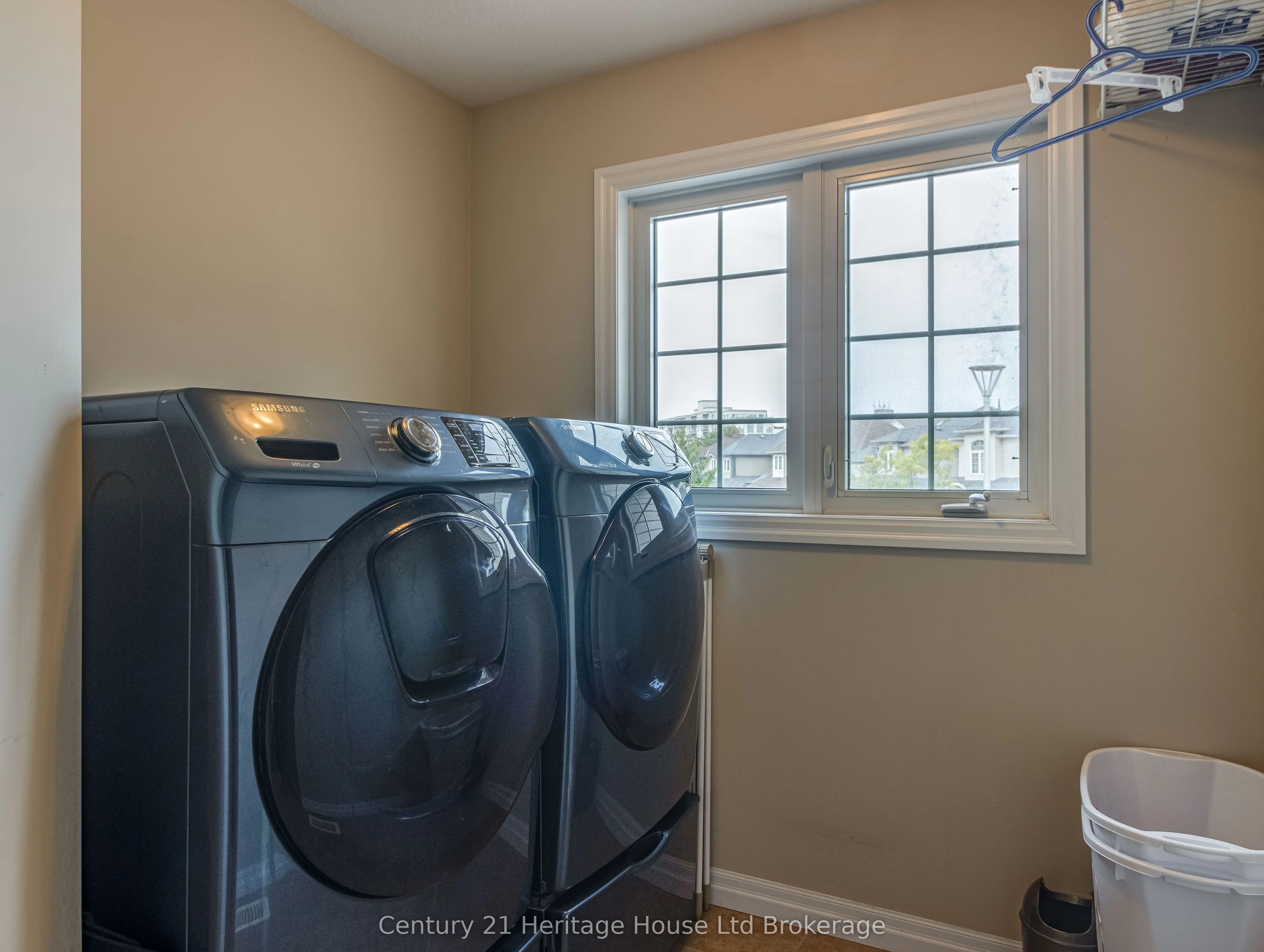 702 Frontenac Crescent