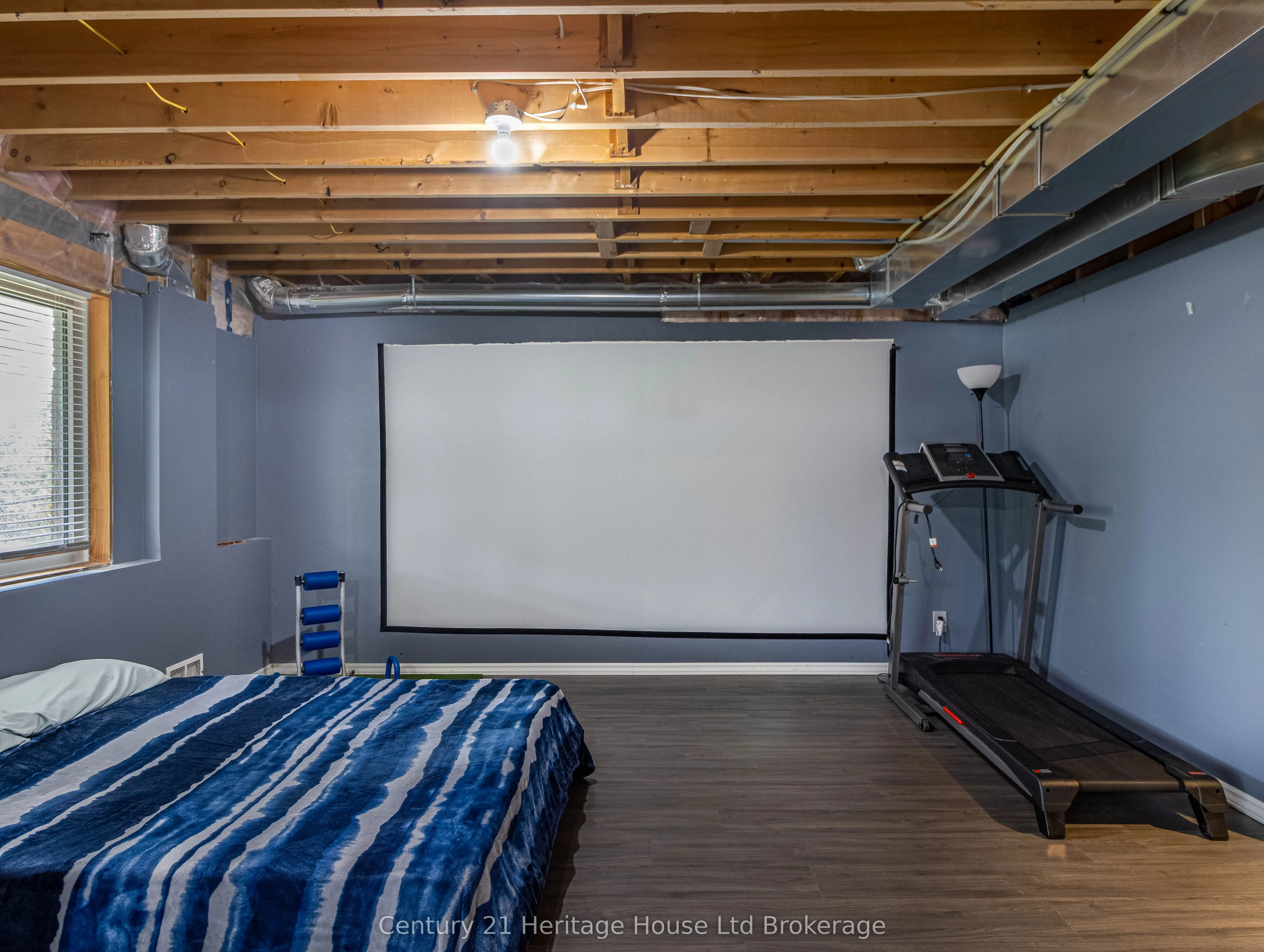 702 Frontenac Crescent