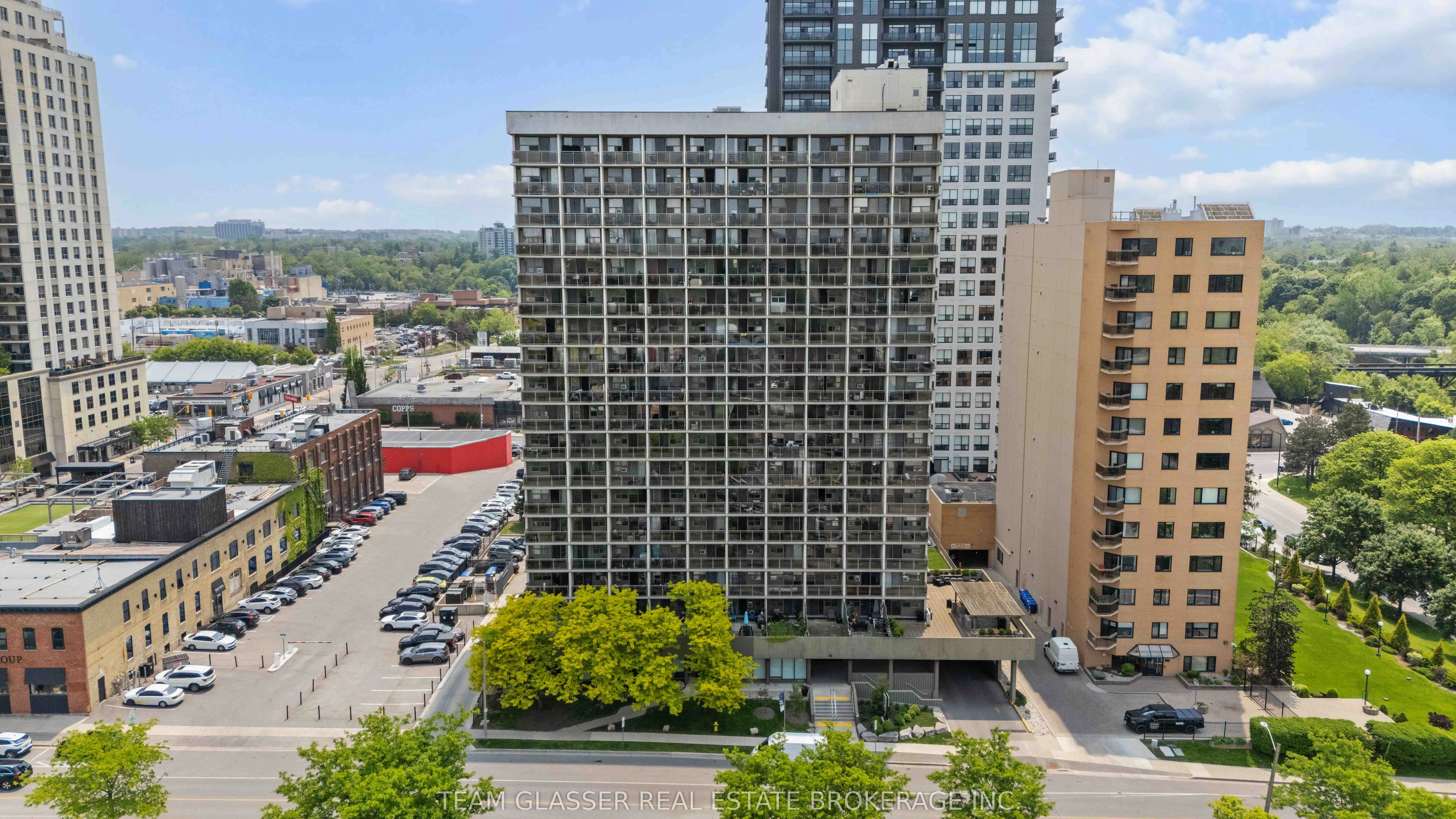 21 King Street, #711