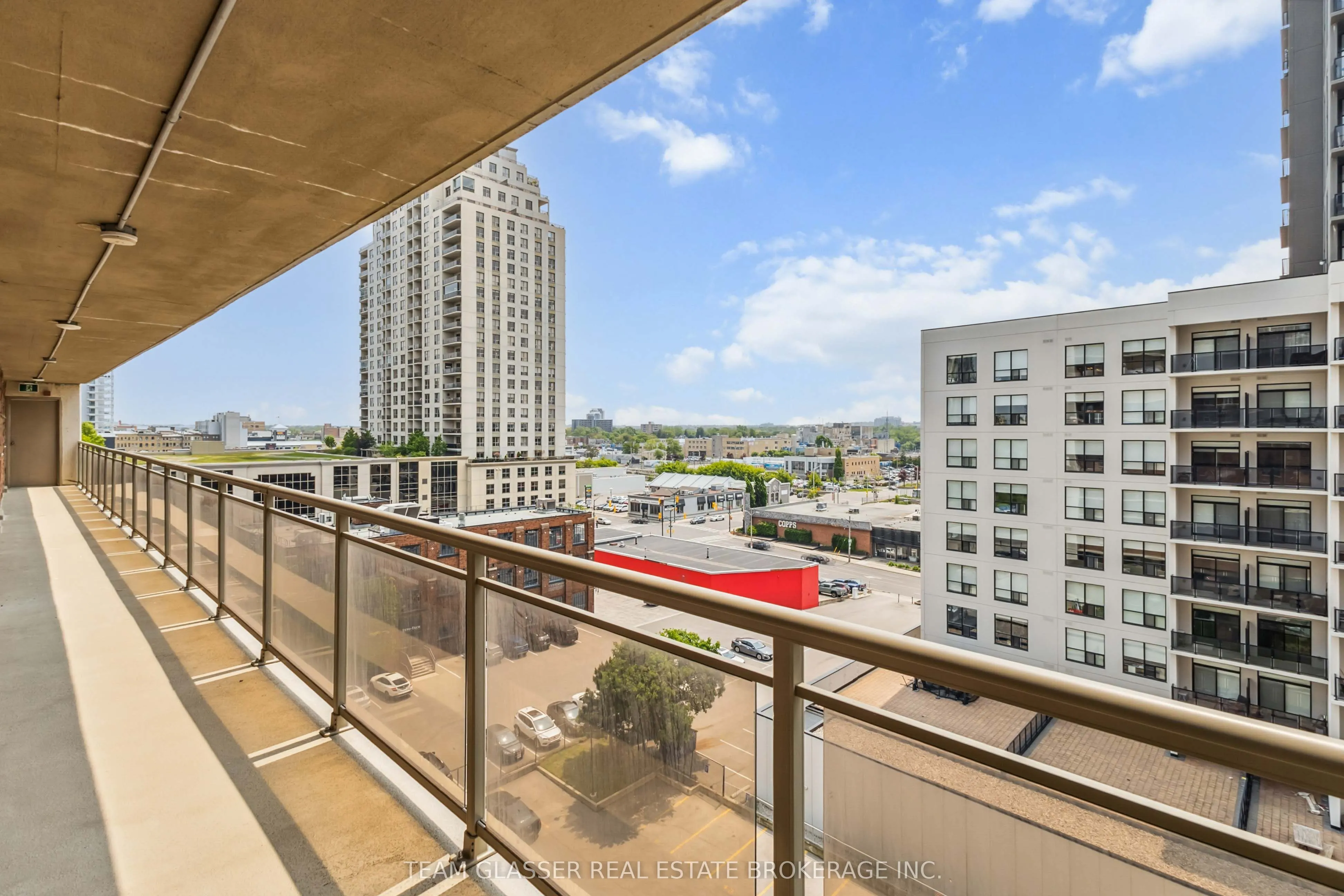 21 King Street, #711