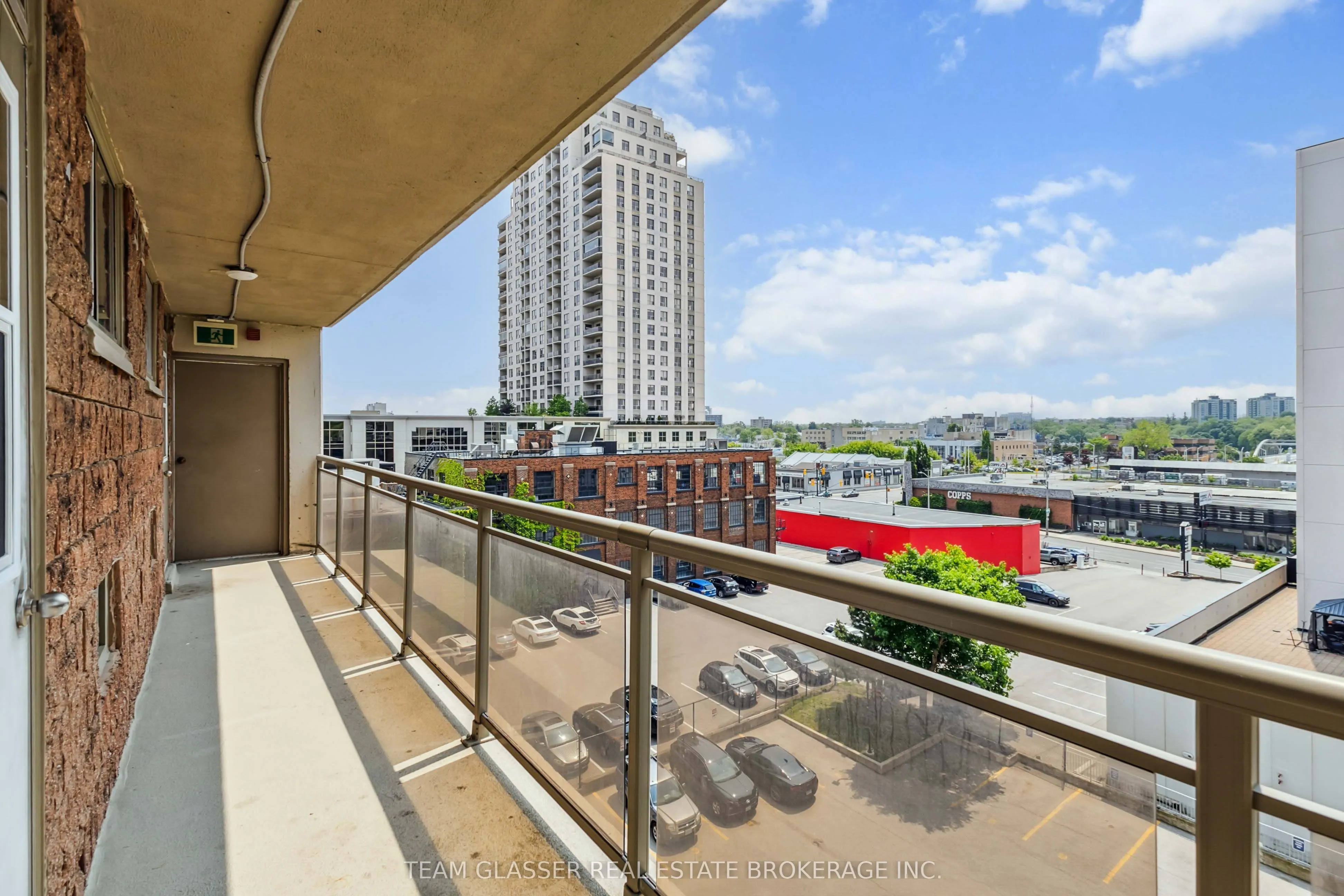 21 King Street, #711