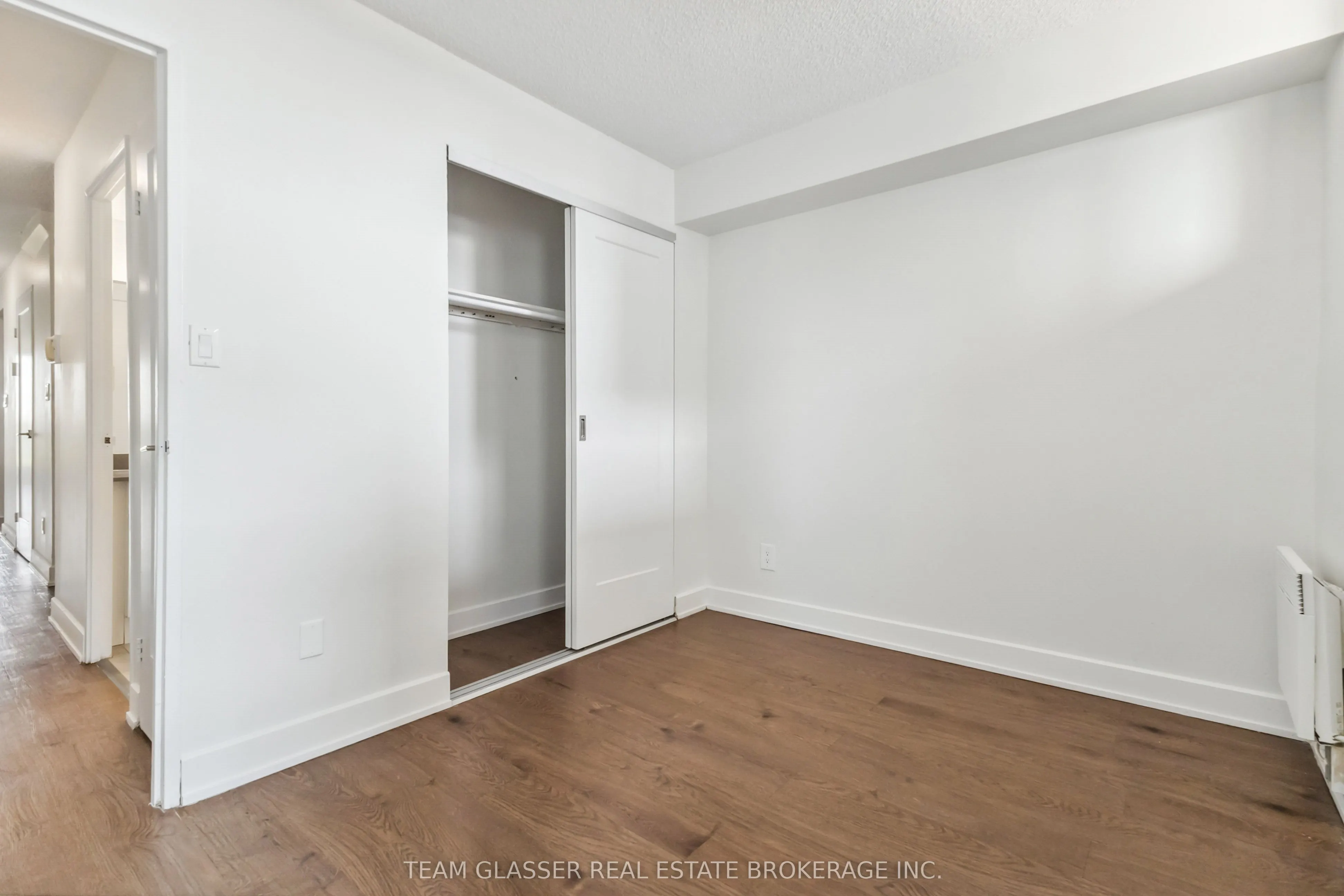 21 King Street, #711