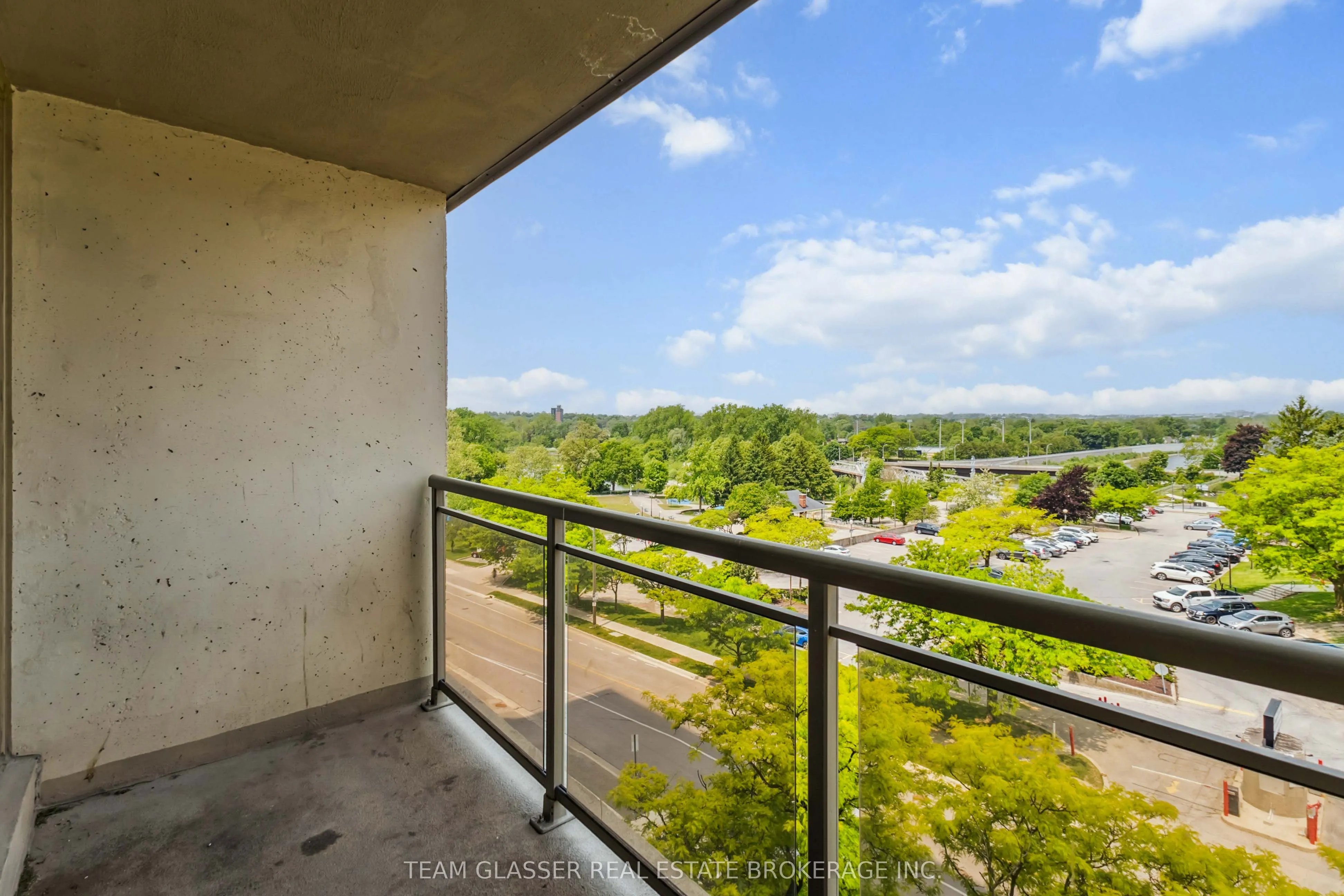 21 King Street, #711