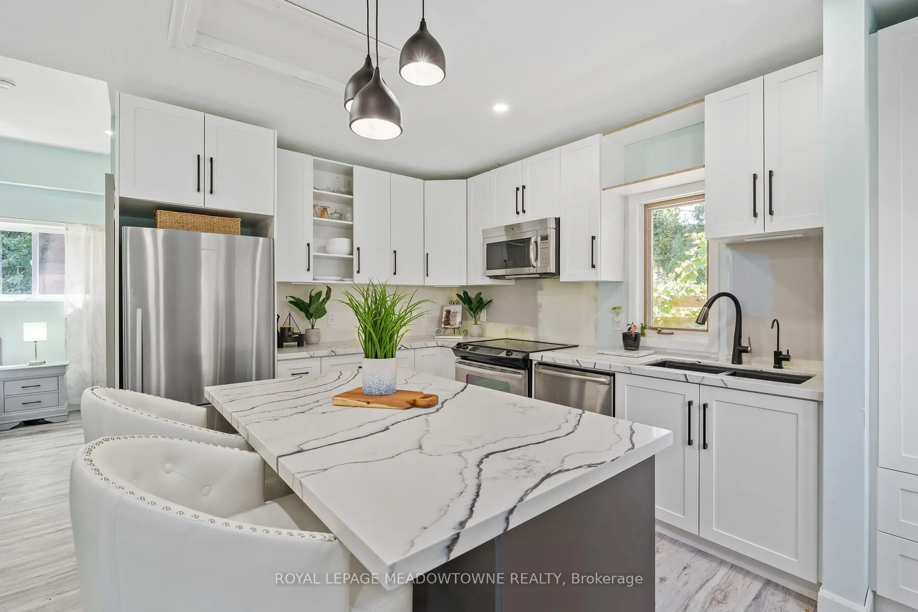 1 Erinlea Crescent
