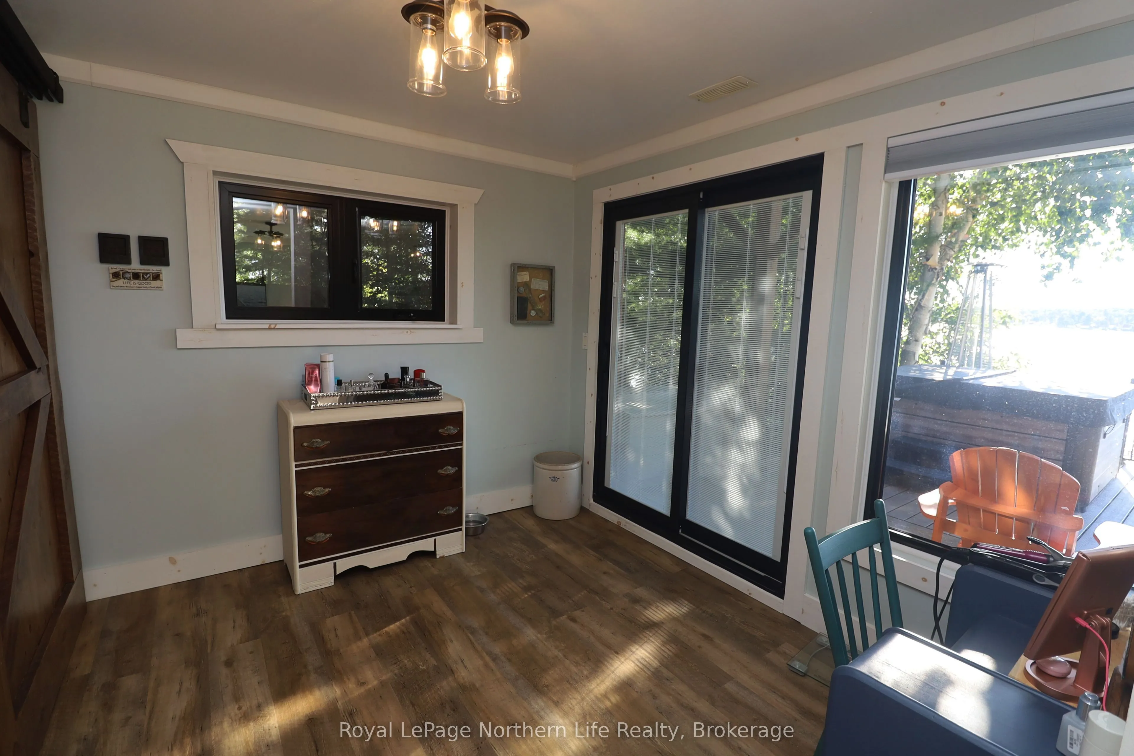 233 Norland Road