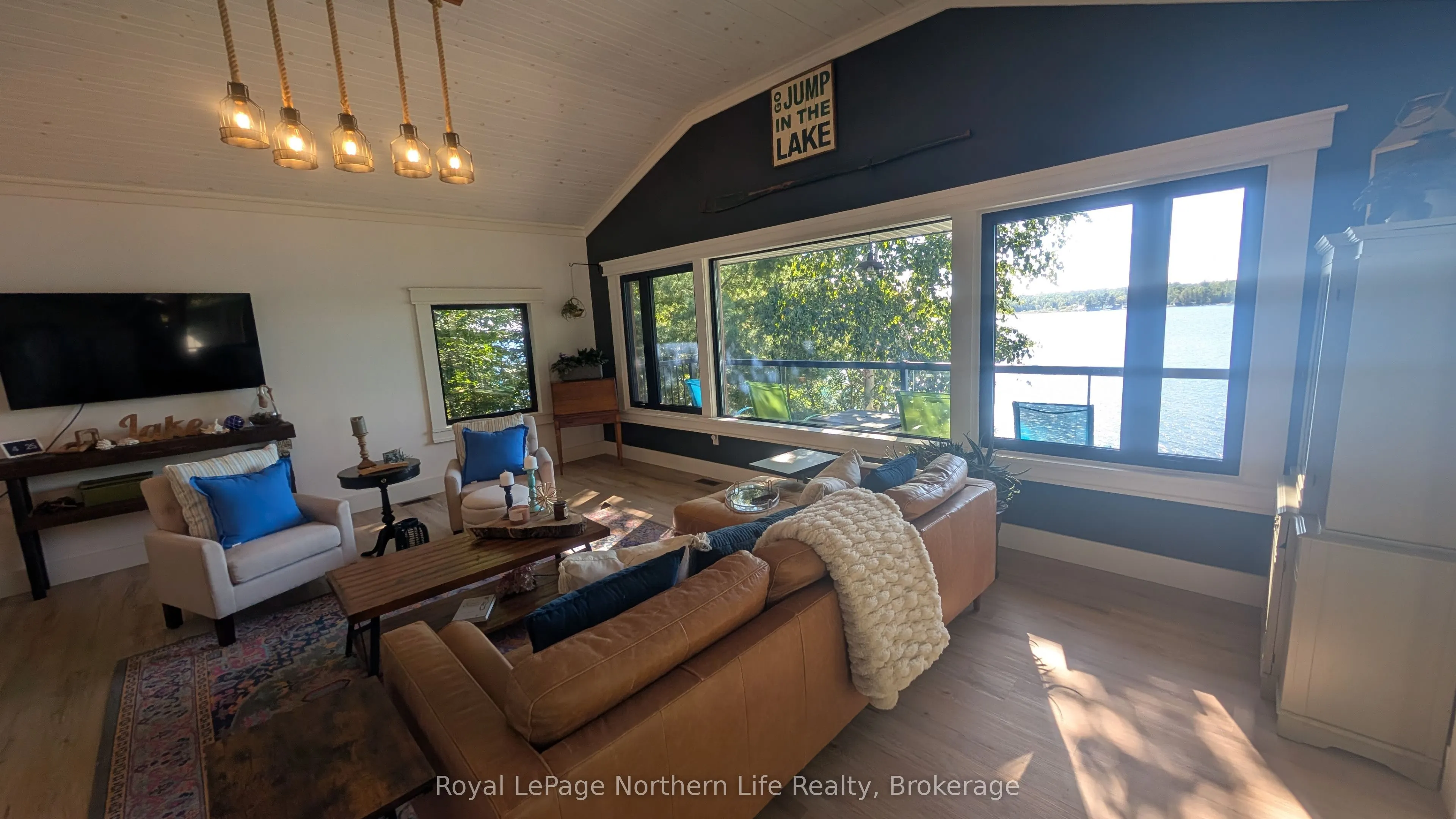 233 Norland Road