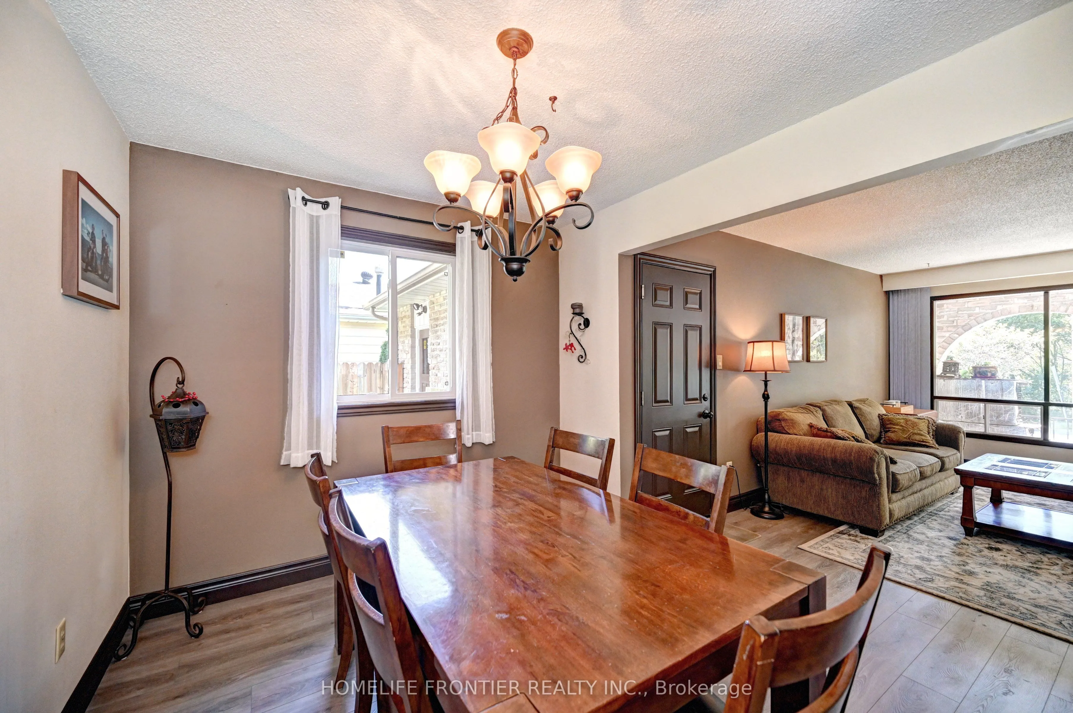 121 Forest Road