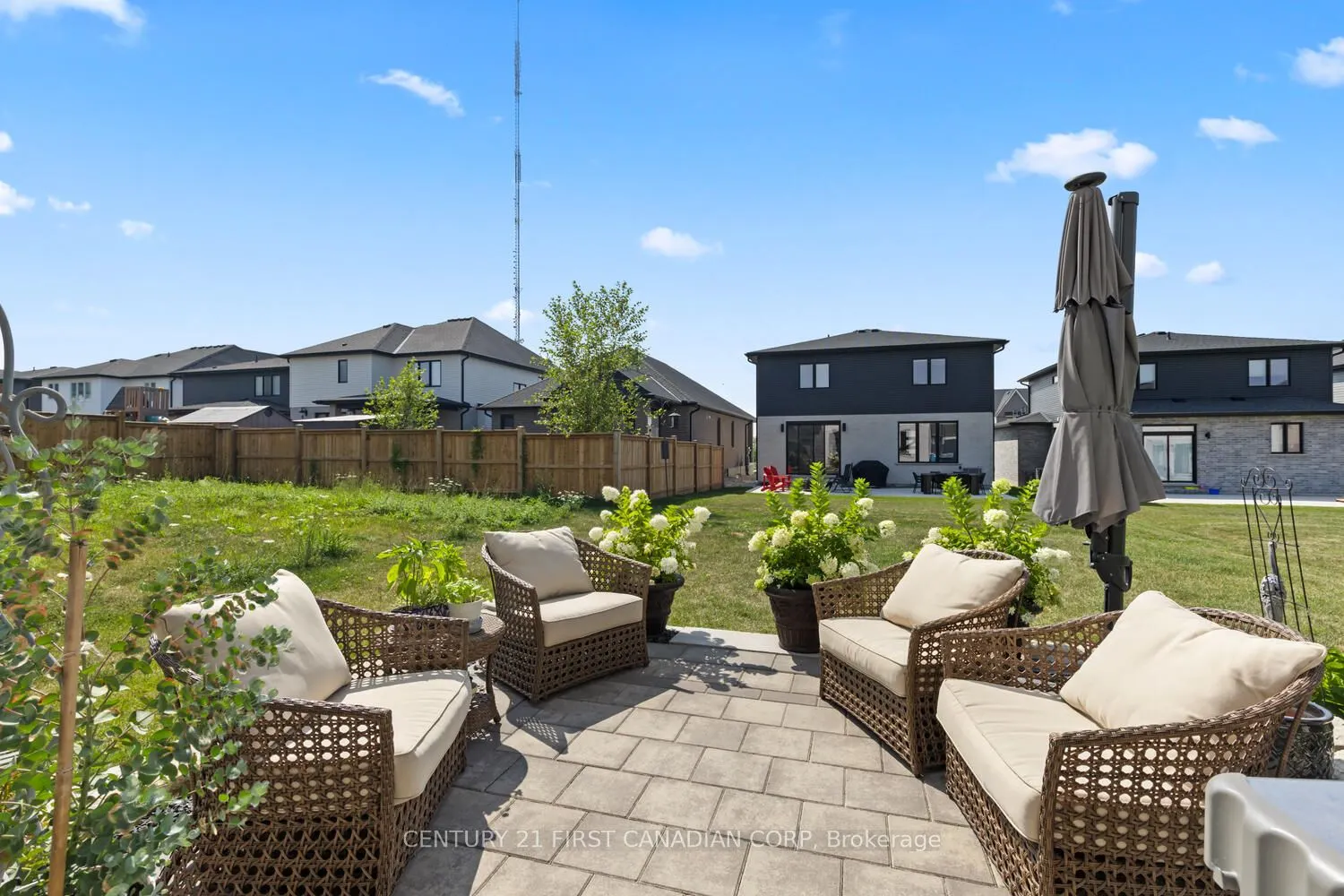 1907 Fountain Grass Drive