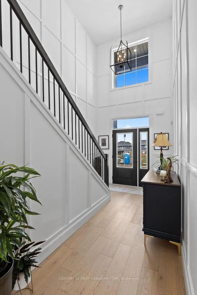 1907 Fountain Grass Drive