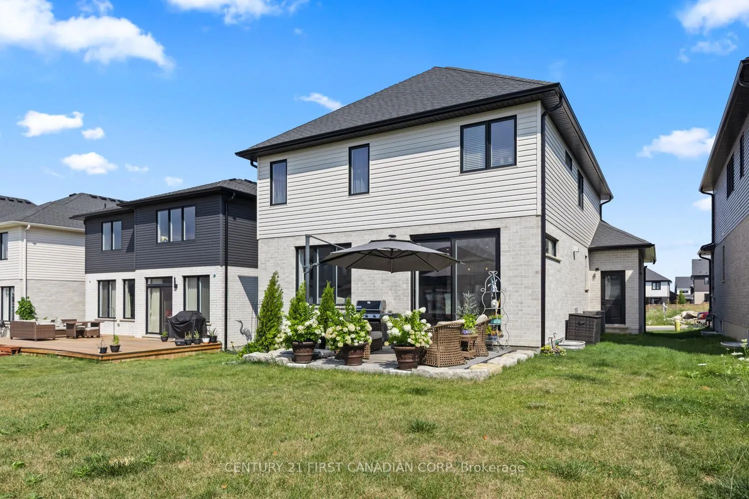 1907 Fountain Grass Drive