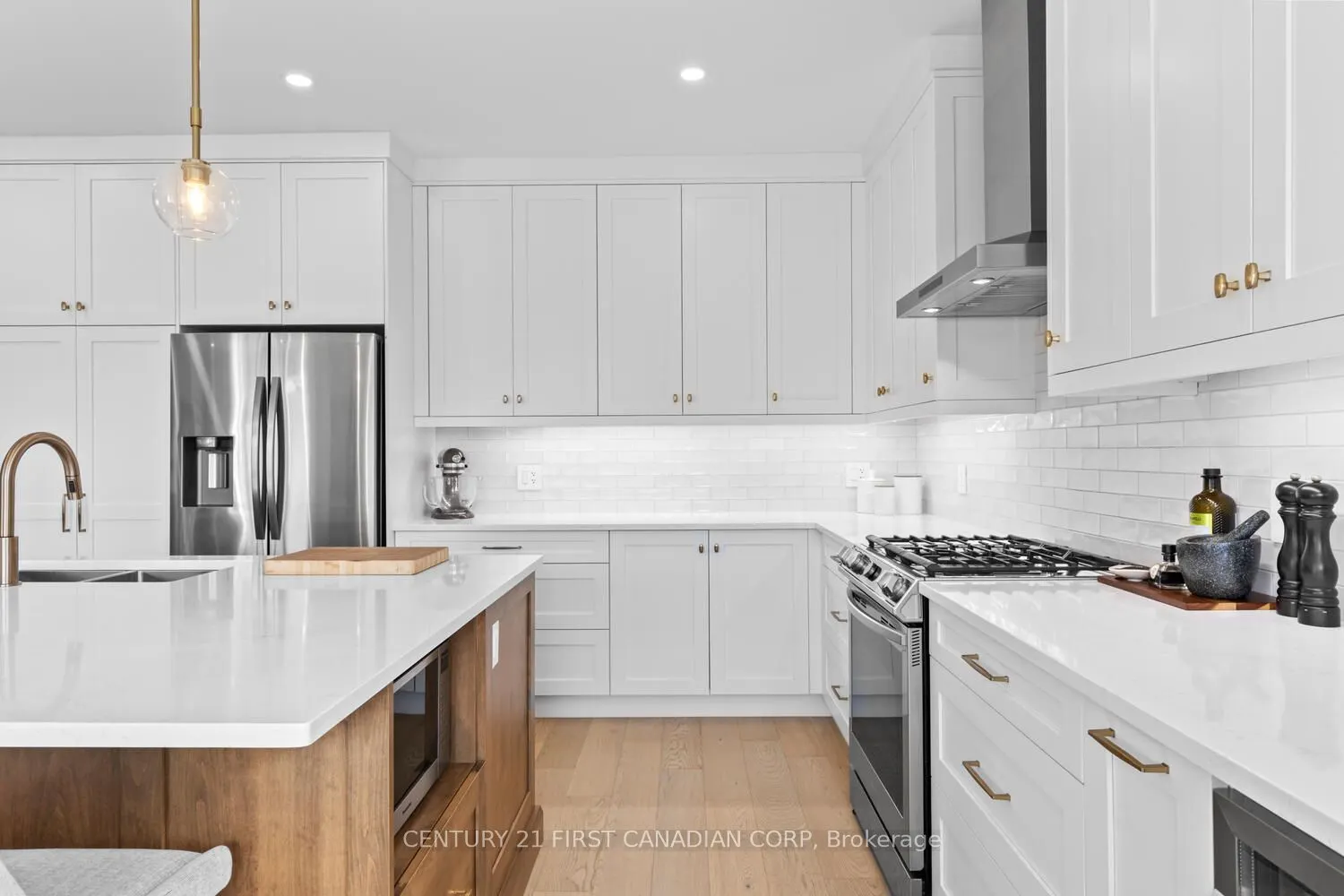 1907 Fountain Grass Drive