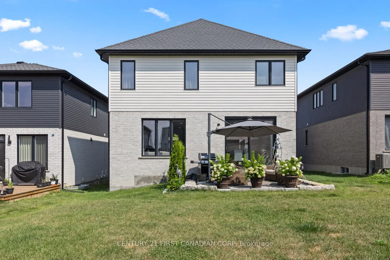 1907 Fountain Grass Drive