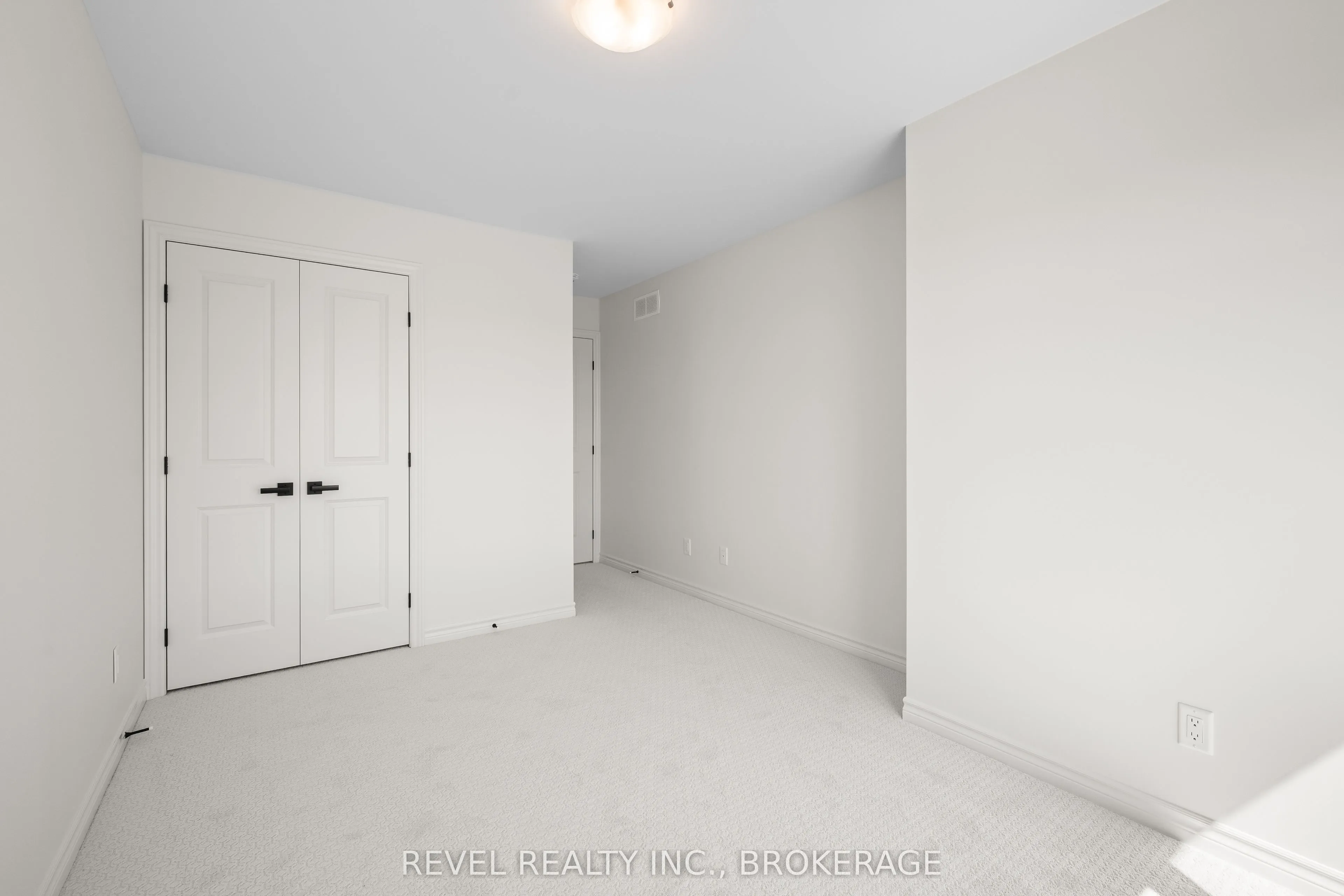 456 Buckthorn Drive