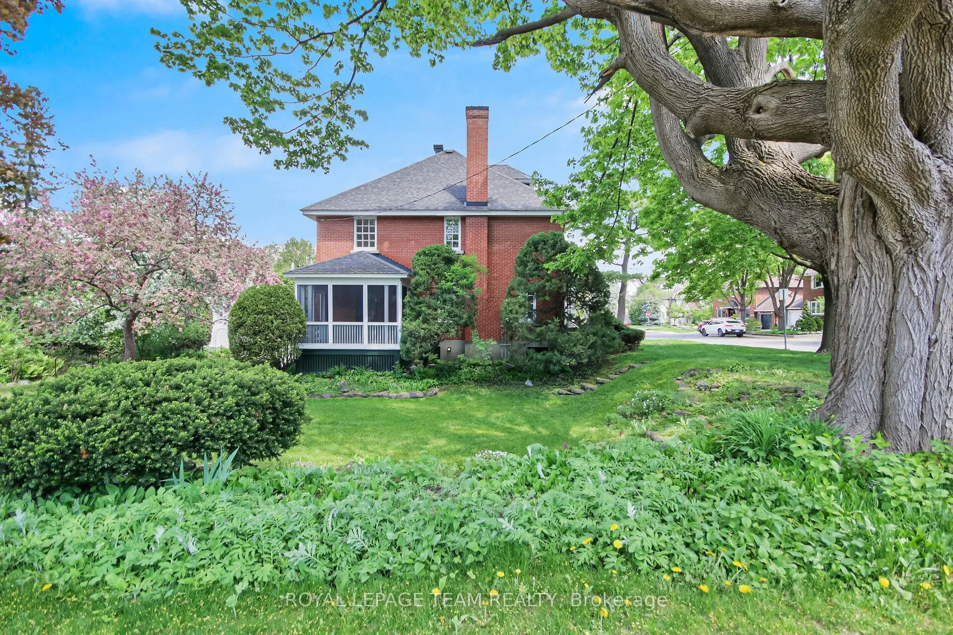 105 Kenilworth Street