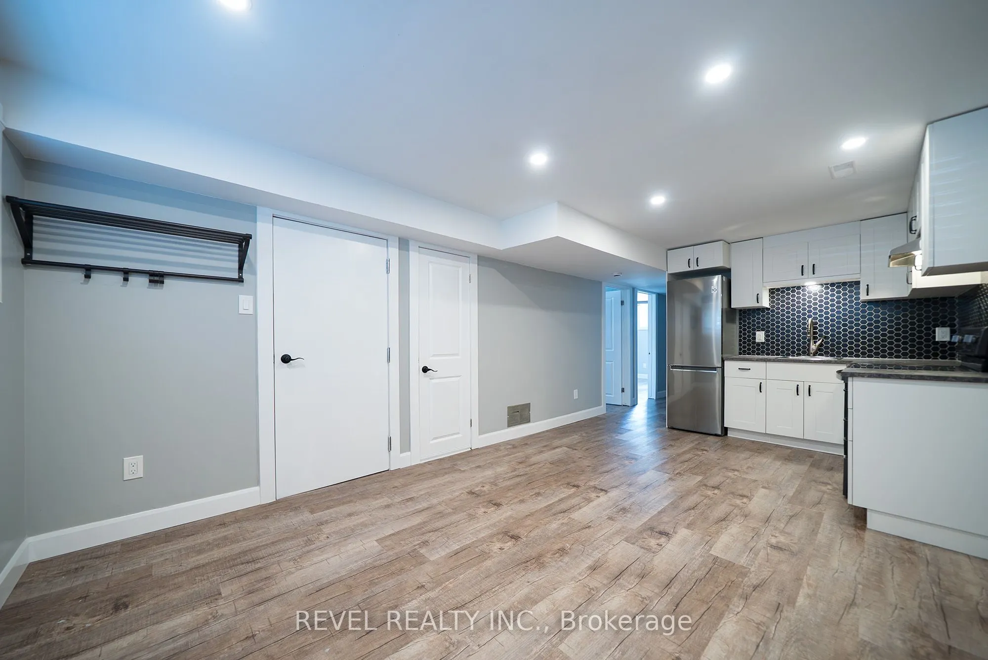 28 Southglen Road
