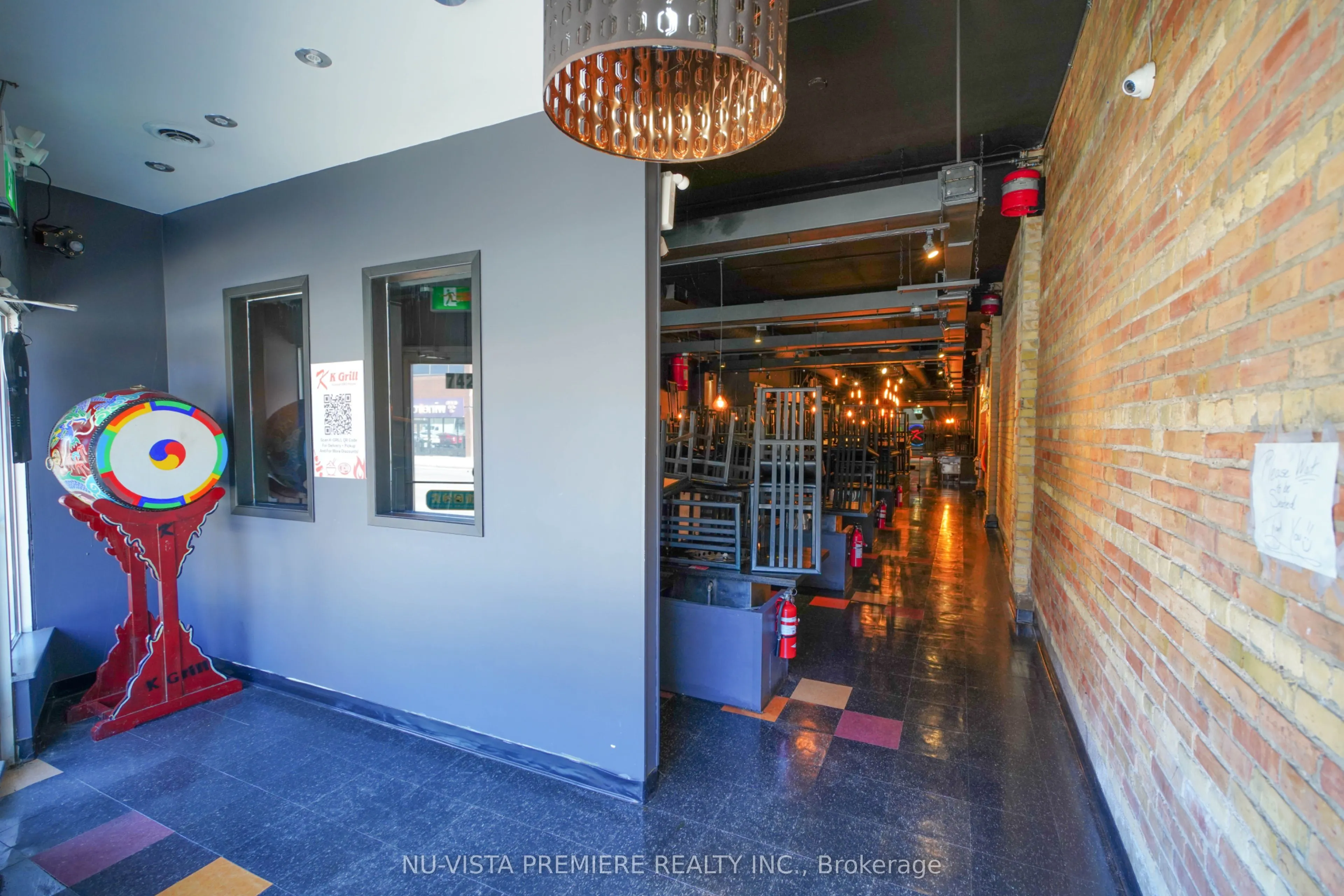 742 Richmond Street, #2