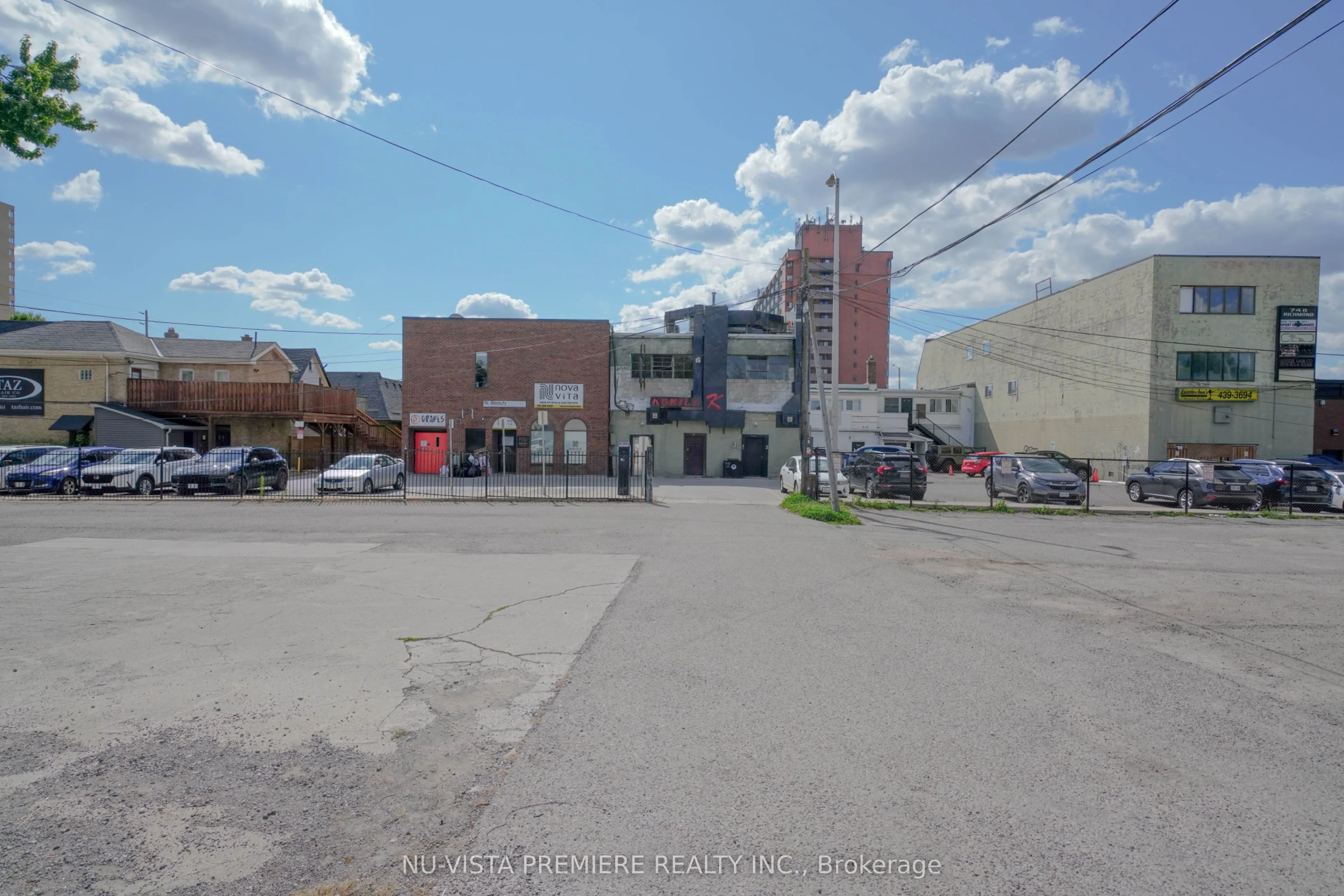 742 Richmond Street, #2