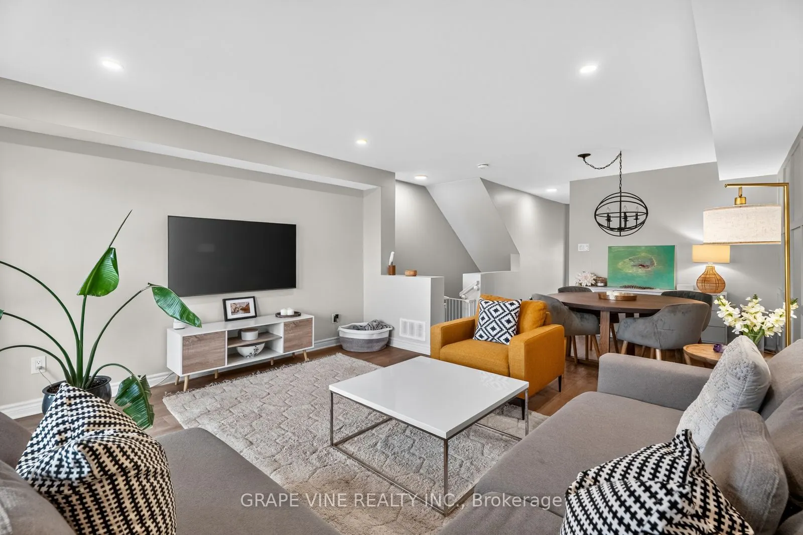 553 Lakeridge Drive, #36