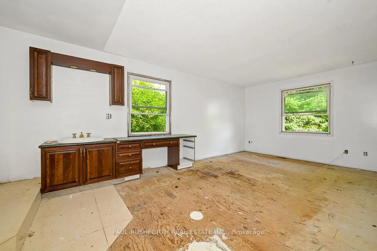 1195 Howie Road
