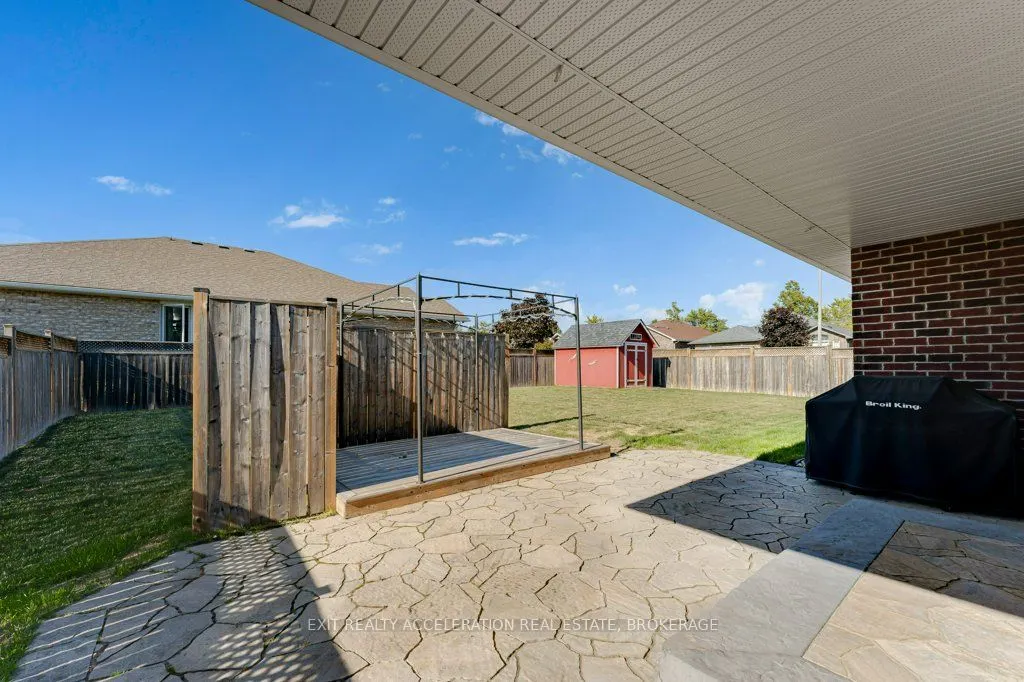 86 Hartwood Crescent