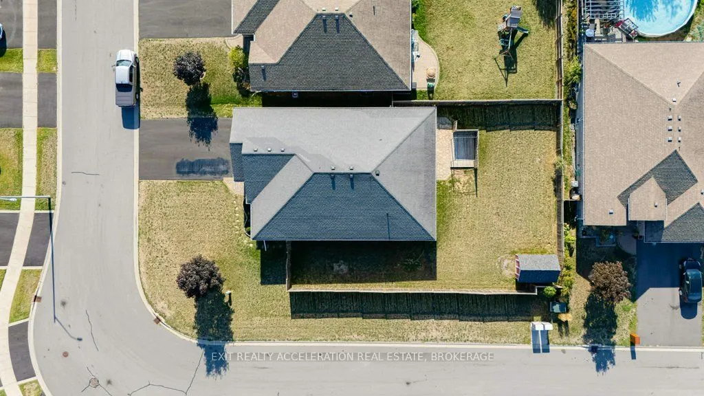 86 Hartwood Crescent