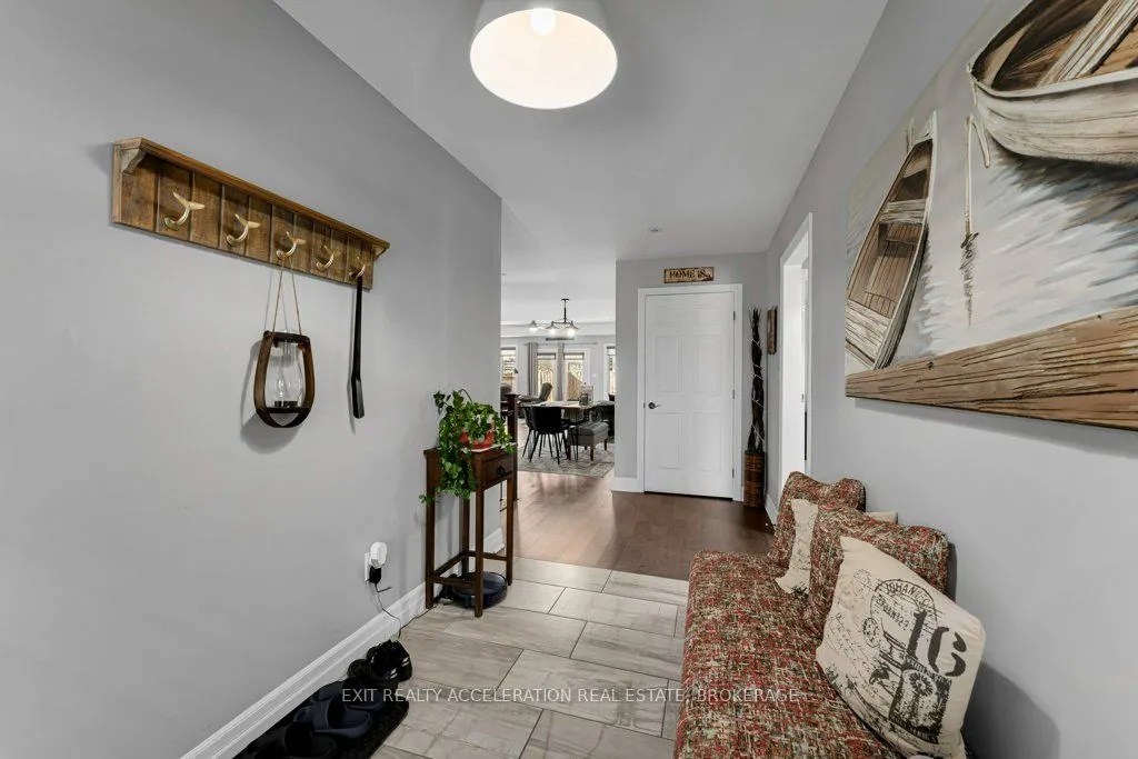 86 Hartwood Crescent