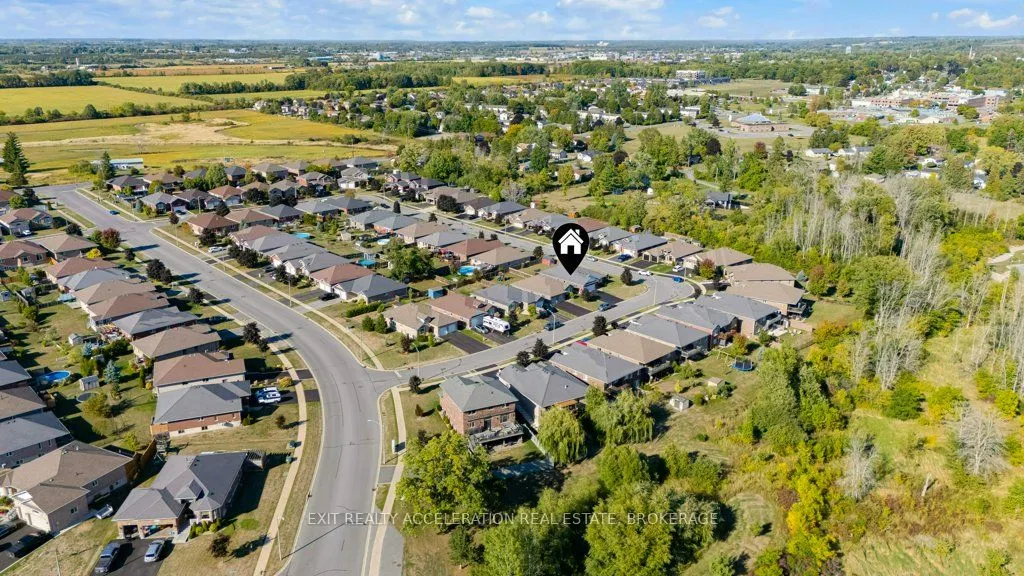 86 Hartwood Crescent