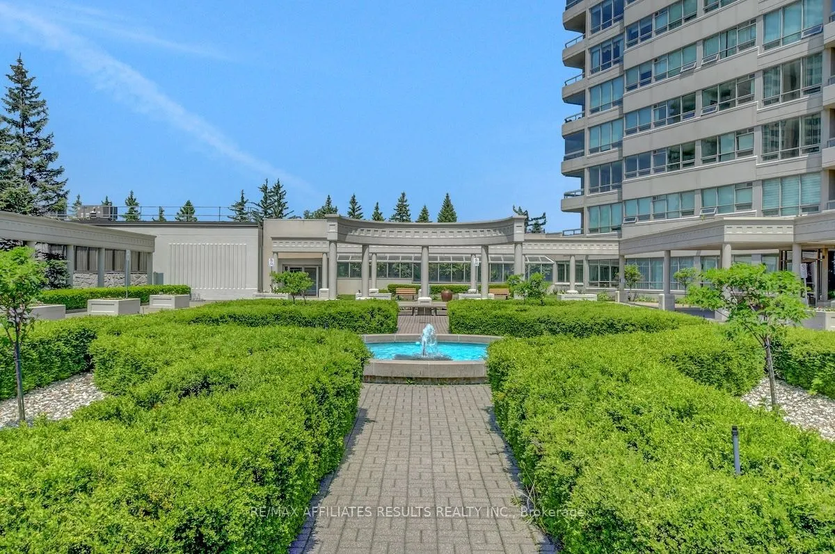 1480 Riverside Drive, #1906
