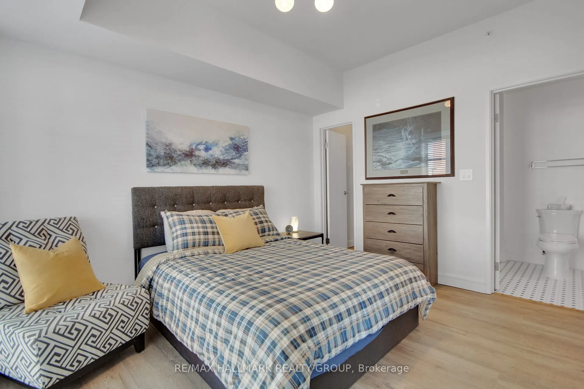 555 Anand Private, #208